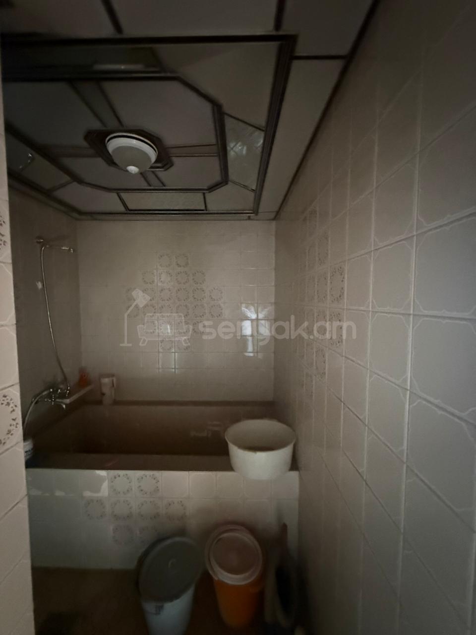 4 Սենյականոց Բնակարան, 96քմ, 5/9 հարկ, Կոսմետիկ Վերանորոգված