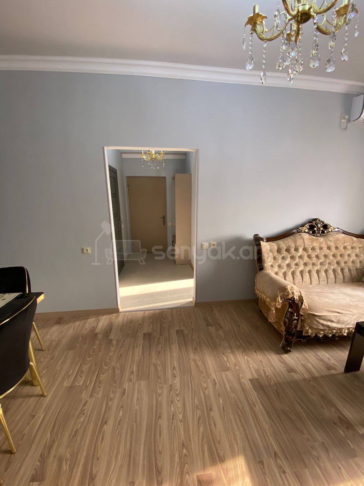 3 Սենյականոց Բնակարան Նորակառույցում, 80քմ, 2/3 հարկ, Կապիտալ Վերանորոգված, Կահավորված