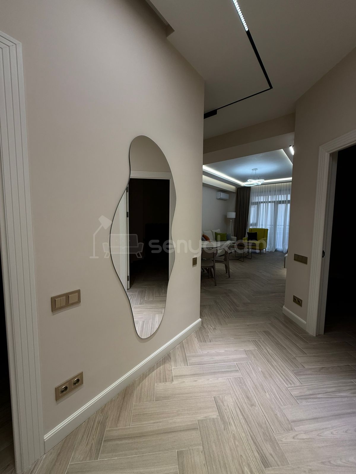 3 Սենյականոց Բնակարան Նորակառույցում, 65քմ, 10/18 հարկ, Կապիտալ Վերանորոգված, Կահավորված, Արևկող