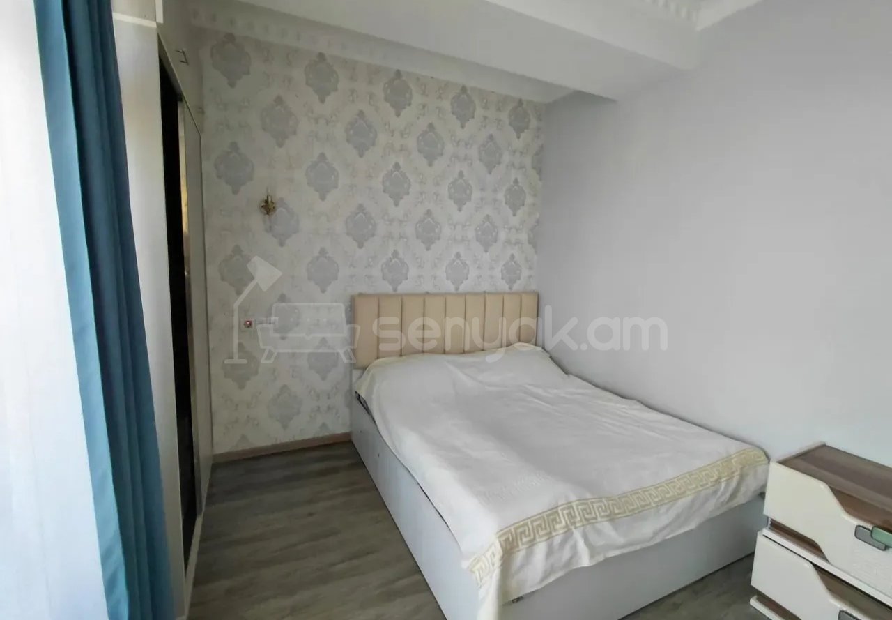 3 Սենյականոց Բնակարան Քարե Շենքում, 70քմ, 3/14 հարկ, Կապիտալ Վերանորոգված