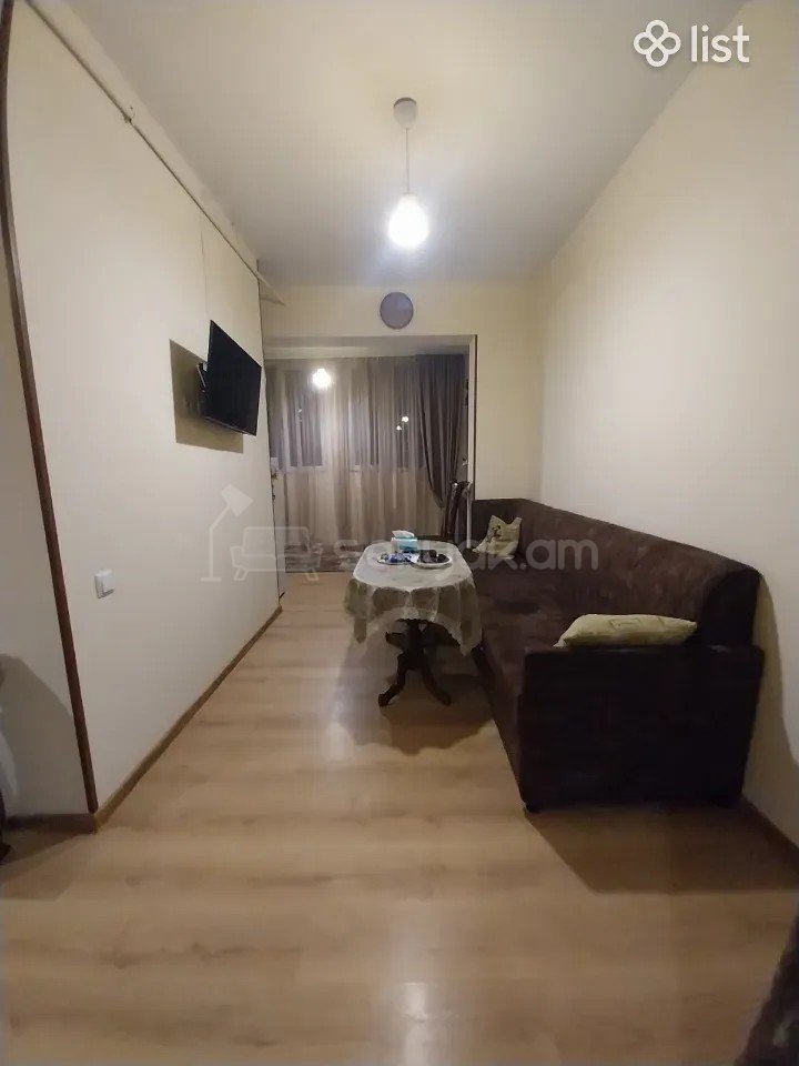 2 Սենյականոց Բնակարան, 40քմ, 3/13 հարկ, Կոսմետիկ Վերանորոգված, Կահավորված, Արևկող