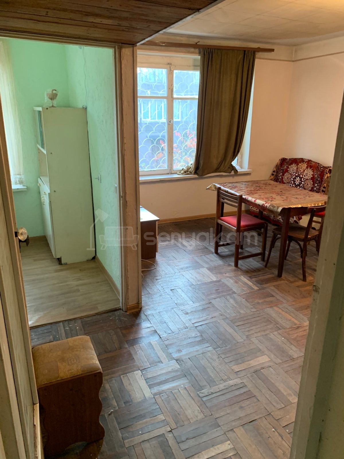 1 Սենյականոց Բնակարան Քարե Շենքում, 34քմ, 1/5 հարկ, Պետական Վիճակում