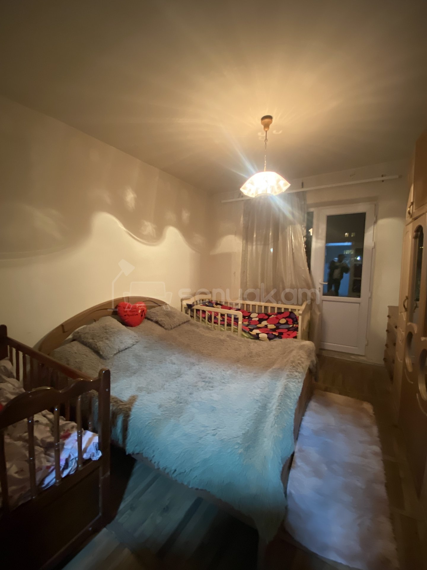 3 Սենյականոց Բնակարան, 98քմ, 2/5 հարկ, Նորմալ Վիճակում