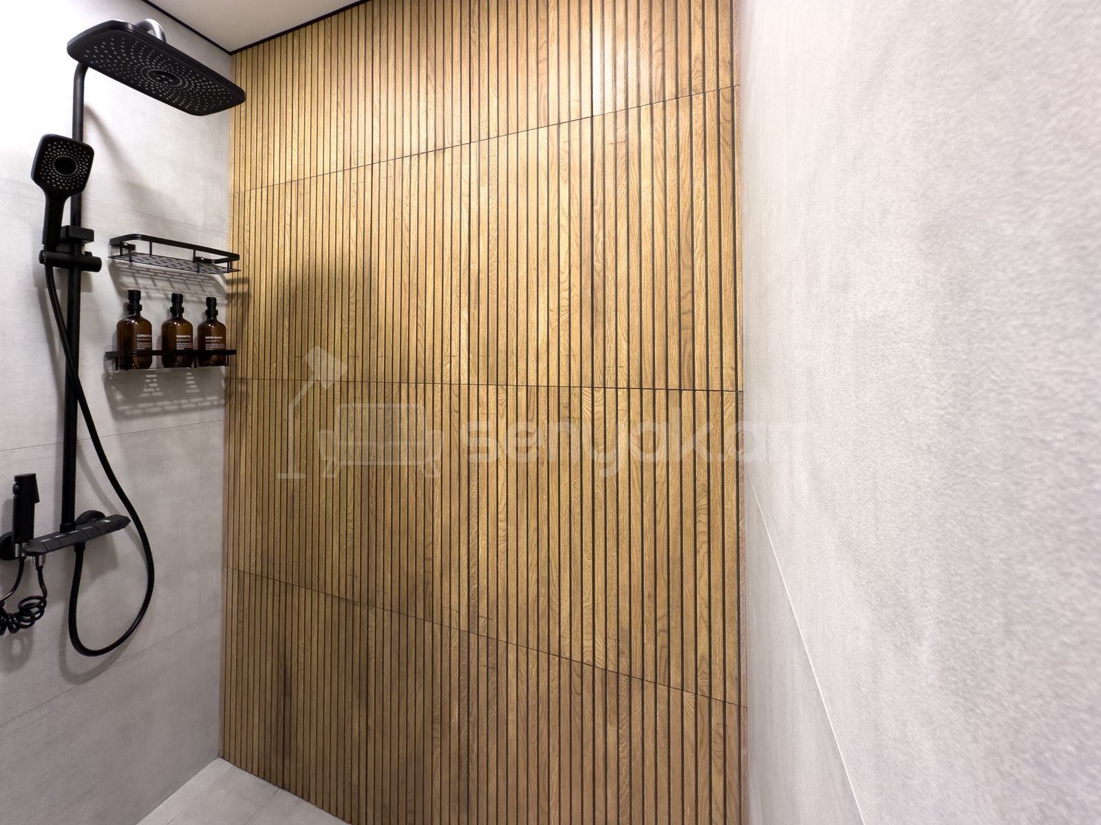 2 Սենյականոց Բնակարան Քարե Շենքում, 49քմ, 2/9 հարկ, Դիզայներական Վերանորոգված