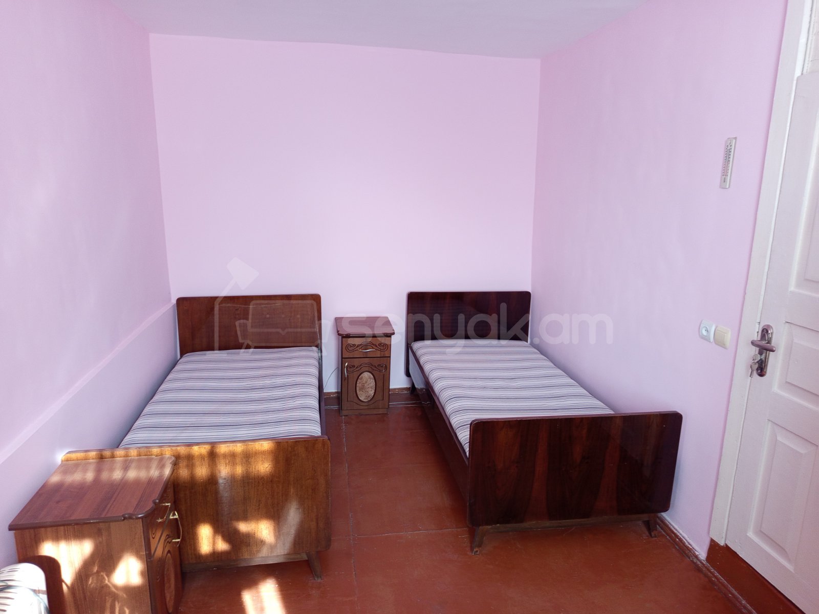 2 Սենյականոց Սեփական Տուն, 35քմ, Կոսմետիկ Վերանորոգված, Կահավորված