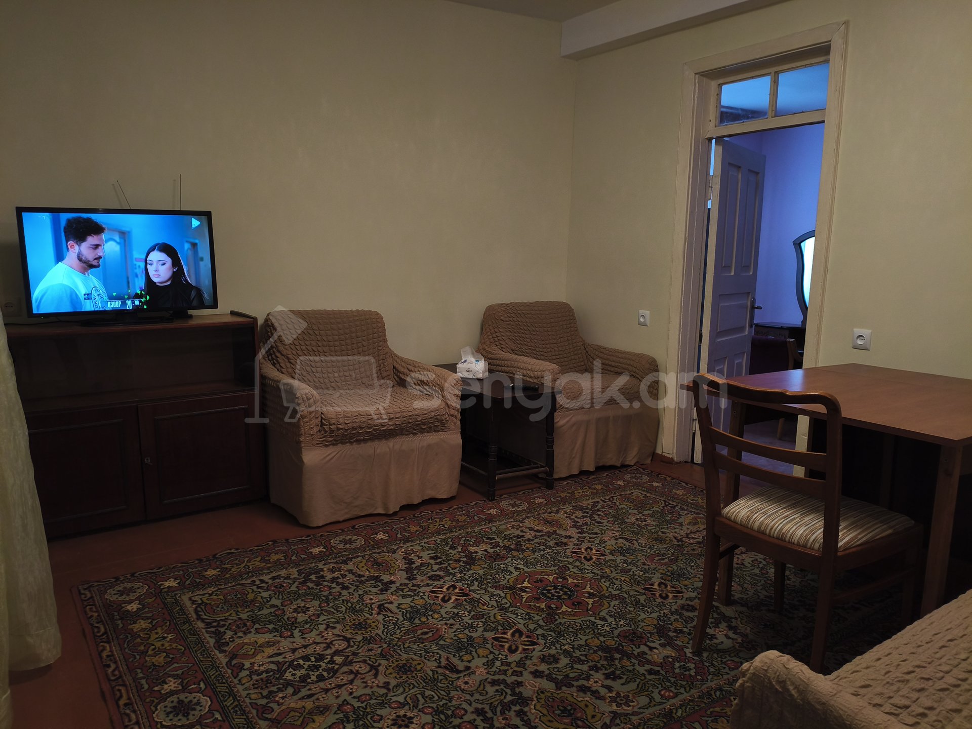 2 Սենյականոց Սեփական Տուն, 35քմ, Կոսմետիկ Վերանորոգված, Կահավորված