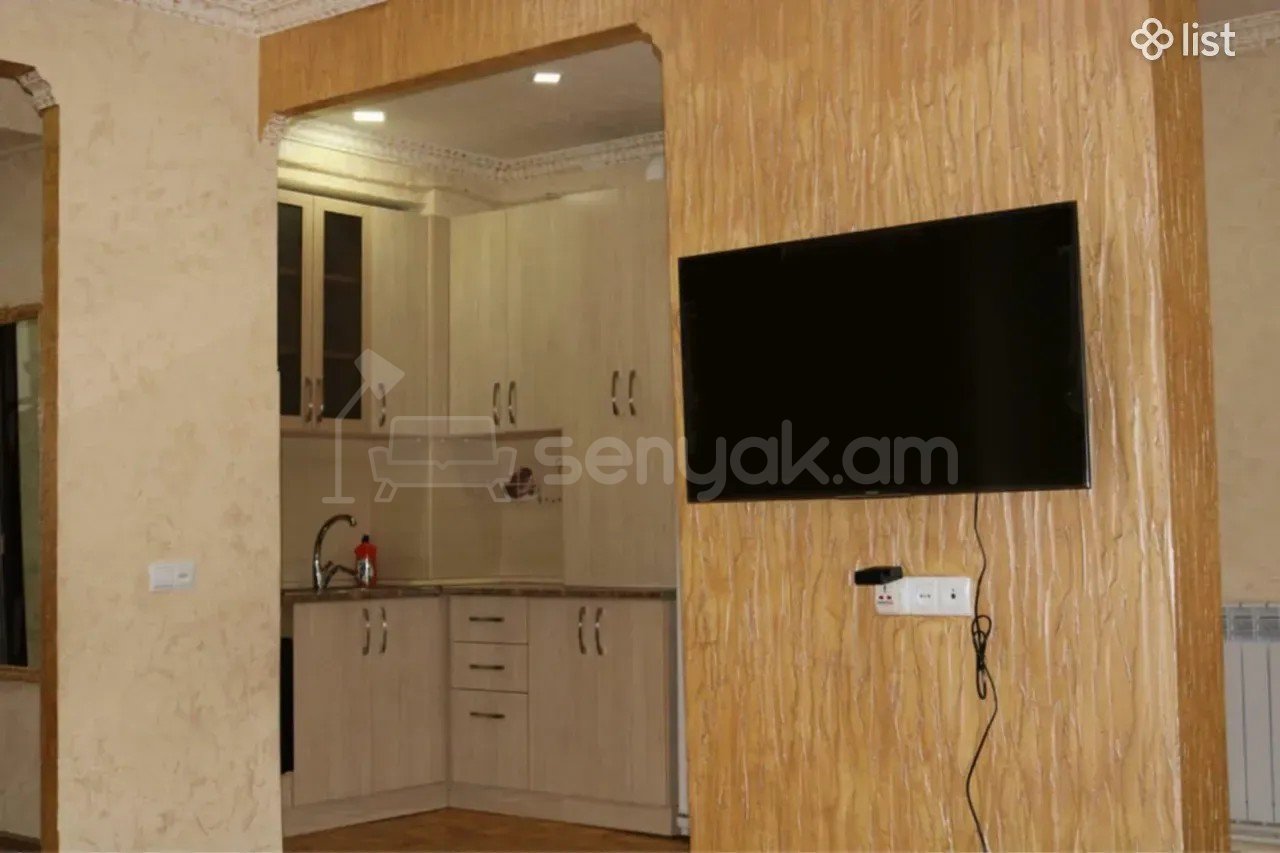 3 Սենյականոց Բնակարան, 65քմ, 7/9 հարկ, Կապիտալ Վերանորոգված, Կահավորված, Արևկող
