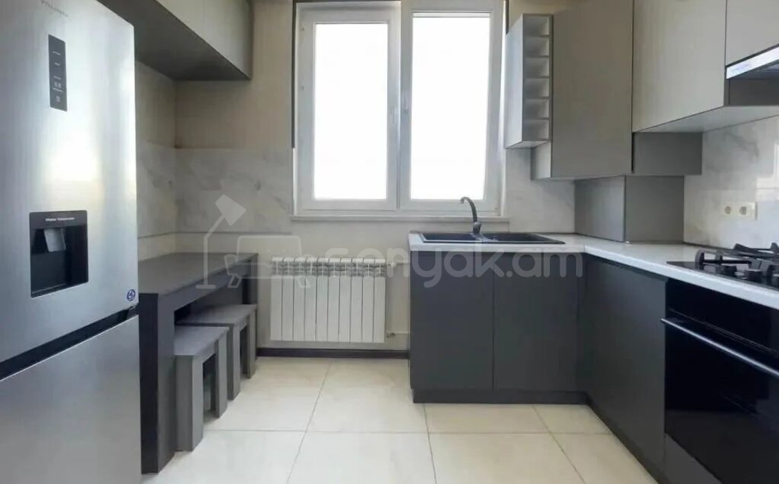 2 Սենյականոց Բնակարան, 46քմ, 9/9 հարկ, Կապիտալ Վերանորոգված, Կահավորված