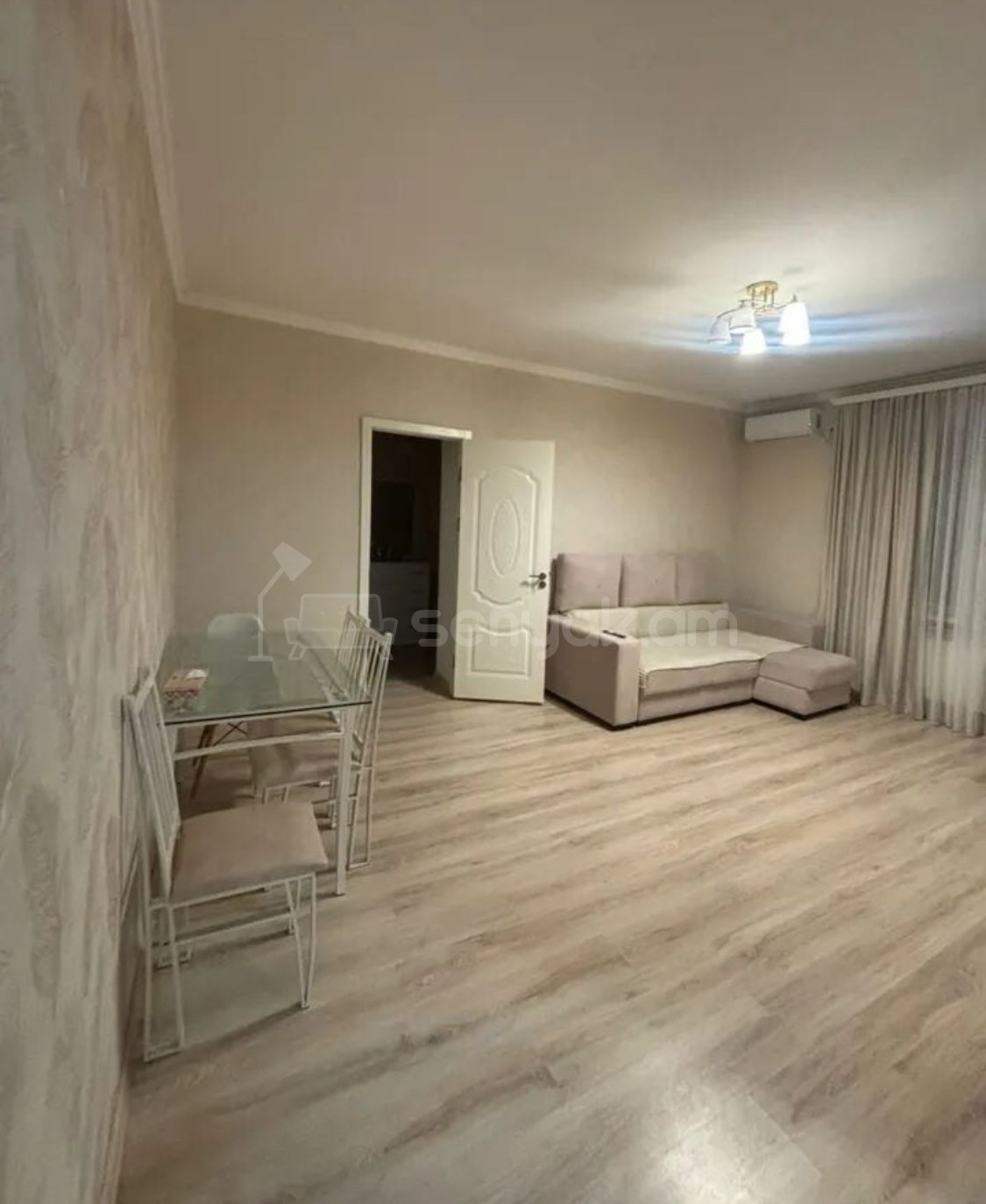 2 Սենյականոց Բնակարան Քարե Շենքում, 45քմ, 2/5 հարկ, Կապիտալ Վերանորոգված, Կահավորված