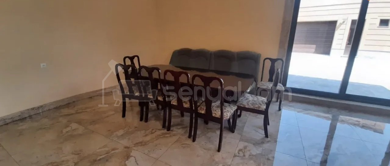 6 Սենյականոց Շքեղ Առանձնատուն, 300քմ, Լողավազանով