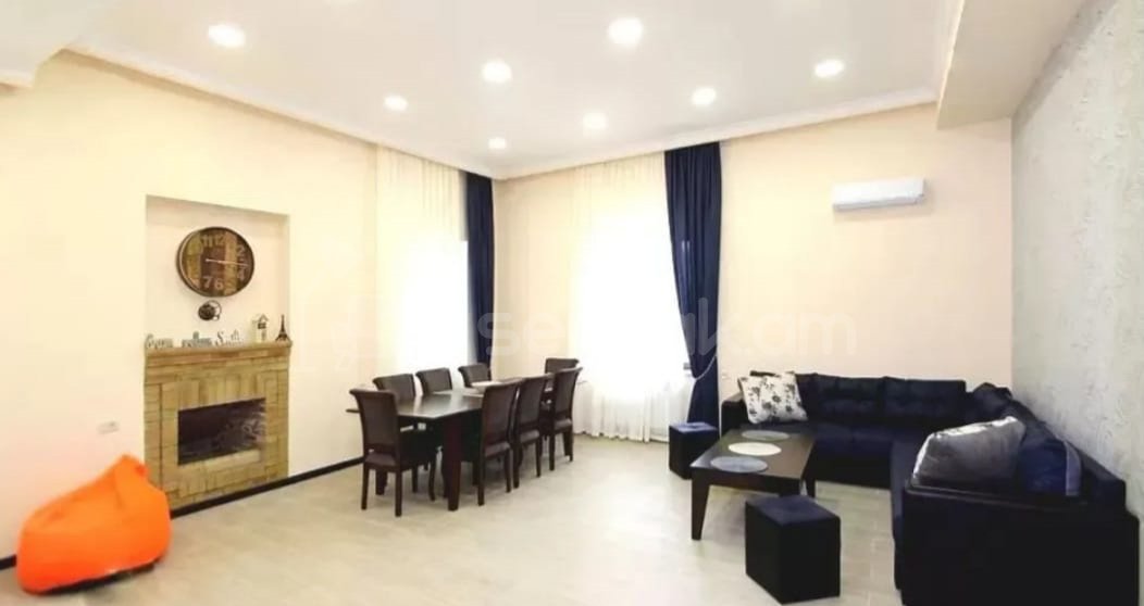 6 Սենյականոց Շքեղ Առանձնատուն, 250քմ, Լողավազանով