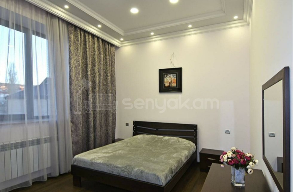 6 Սենյականոց Շքեղ Առանձնատուն, 300քմ, Լողավազանով