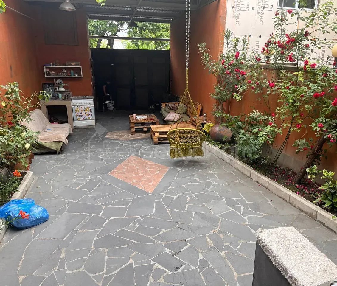 4 Սենյականոց Շքեղ Առանձնատուն, 250քմ, Ավտոտնակով