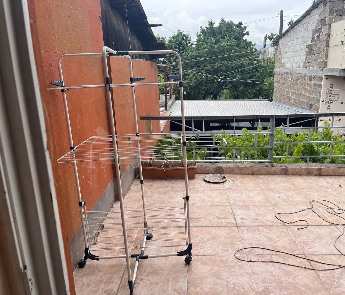 4 Սենյականոց Շքեղ Առանձնատուն, 250քմ, Ավտոտնակով