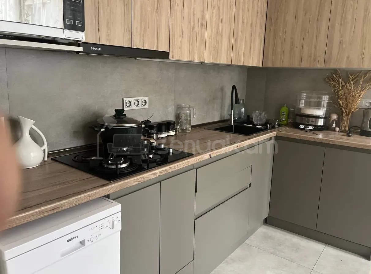 4 Սենյականոց Շքեղ Առանձնատուն, 250քմ, Ավտոտնակով