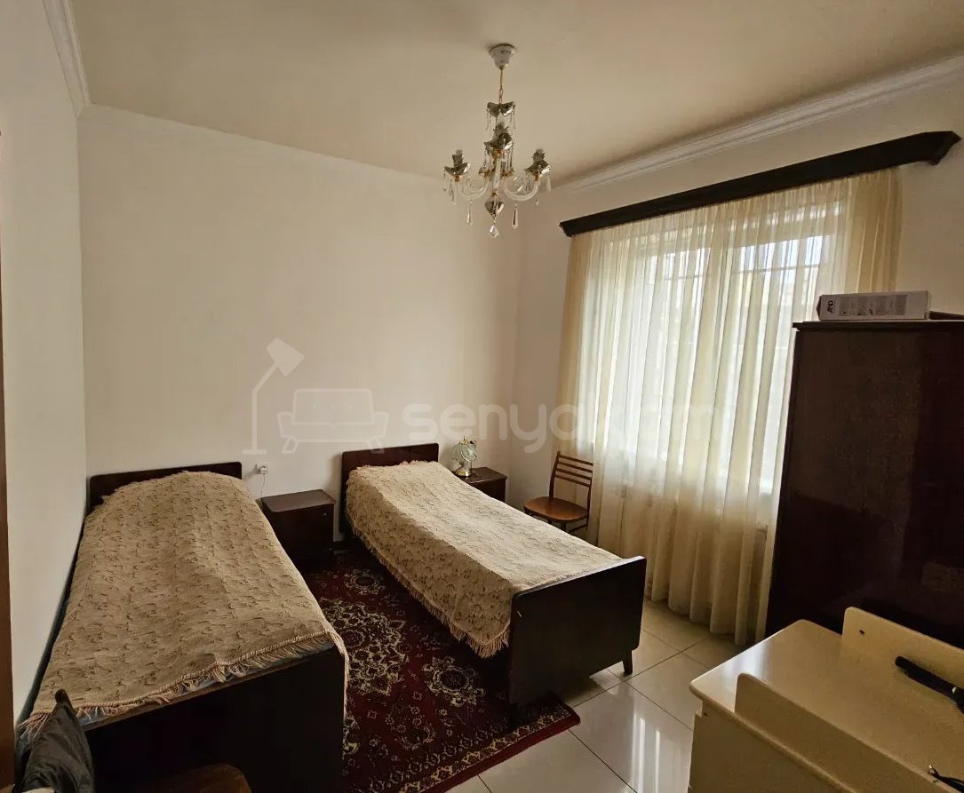 8 Սենյականոց Սեփական Տուն, 305քմ, Կապիտալ Վերանորոգված, Ավտոտնակով