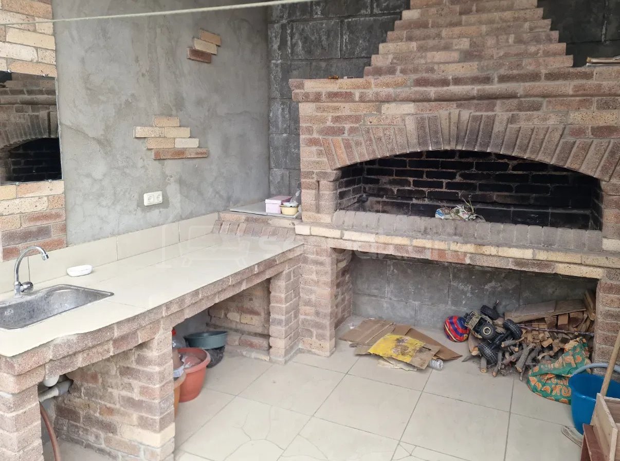 8 Սենյականոց Սեփական Տուն, 305քմ, Կապիտալ Վերանորոգված, Ավտոտնակով