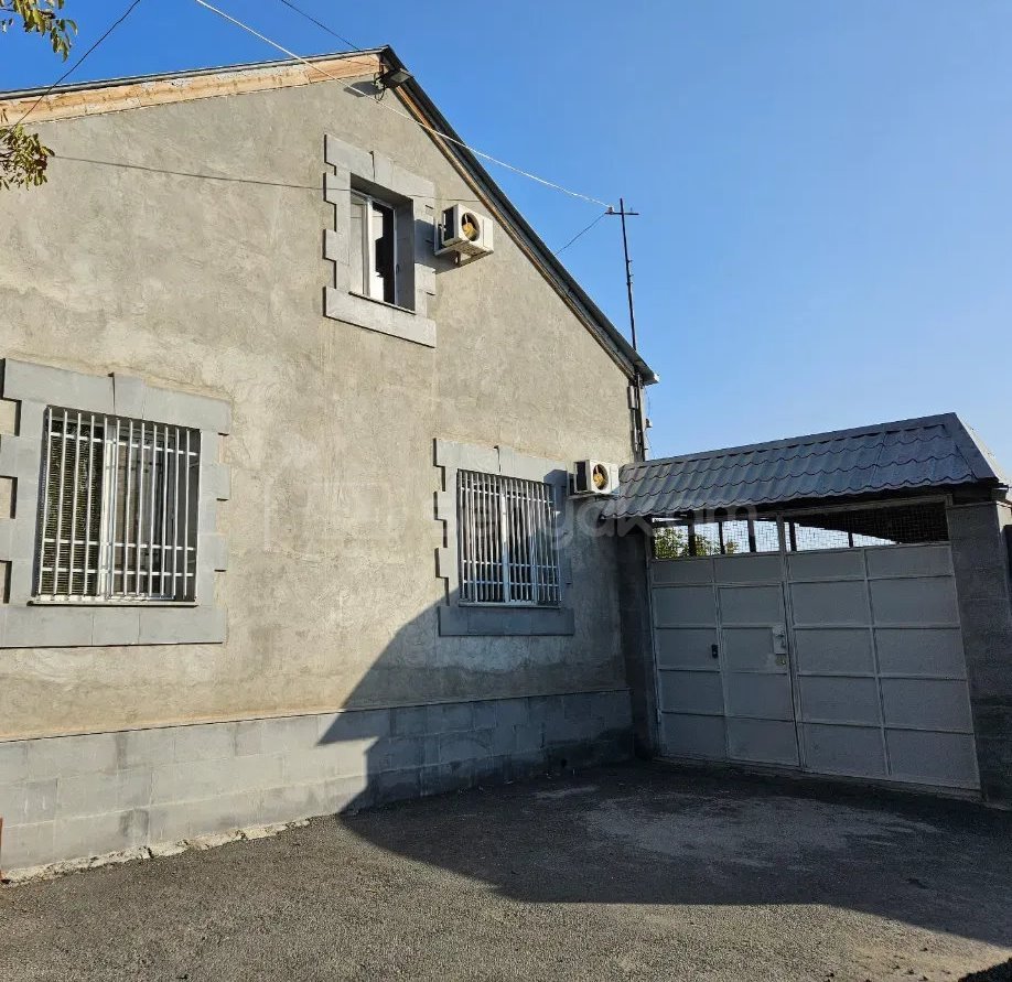 8 Սենյականոց Սեփական Տուն, 305քմ, Կապիտալ Վերանորոգված, Ավտոտնակով