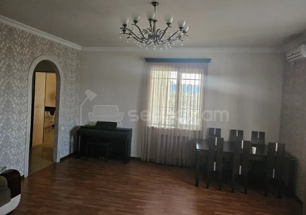 8 Սենյականոց Սեփական Տուն, 305քմ, Կապիտալ Վերանորոգված, Ավտոտնակով