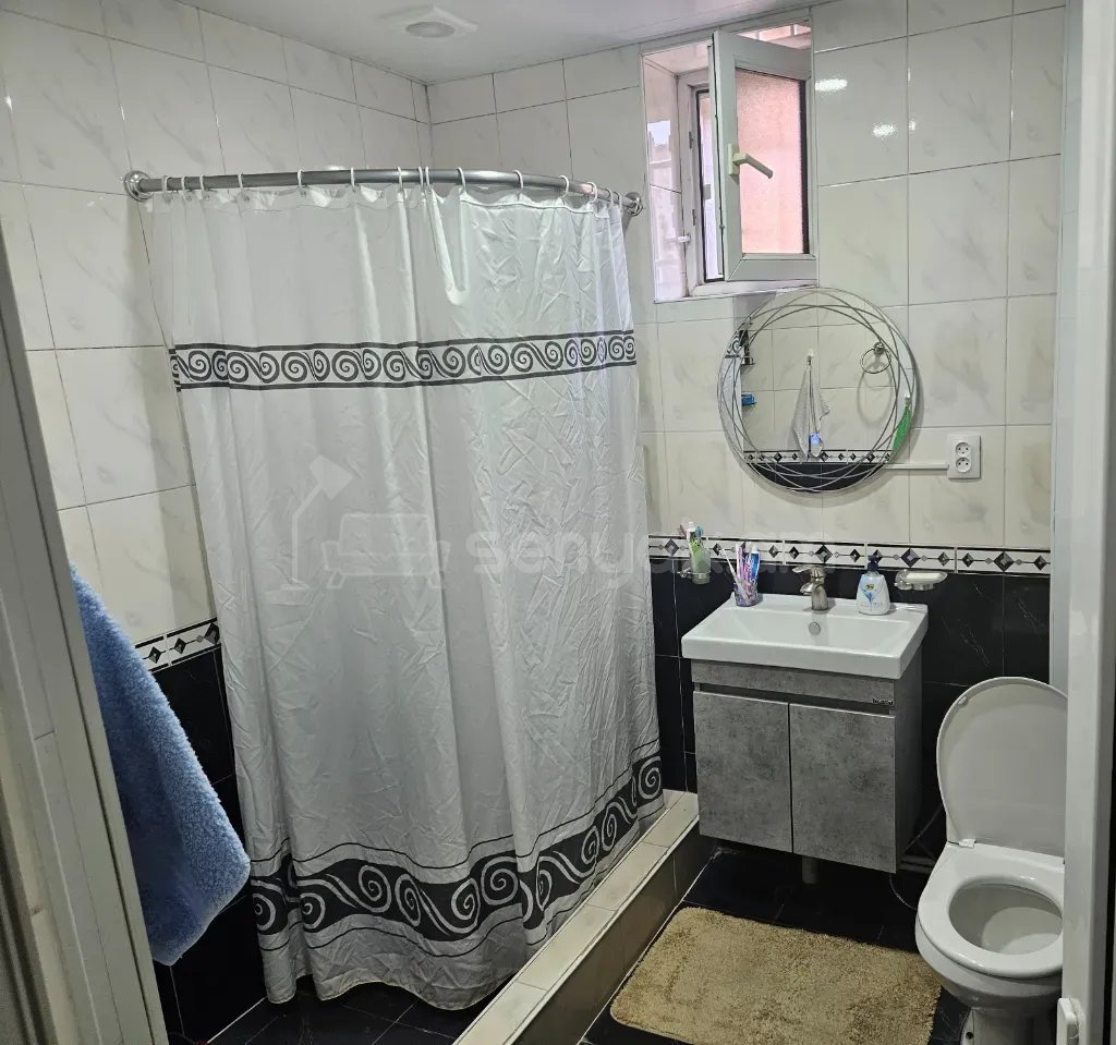 8 Սենյականոց Սեփական Տուն, 305քմ, Կապիտալ Վերանորոգված, Ավտոտնակով