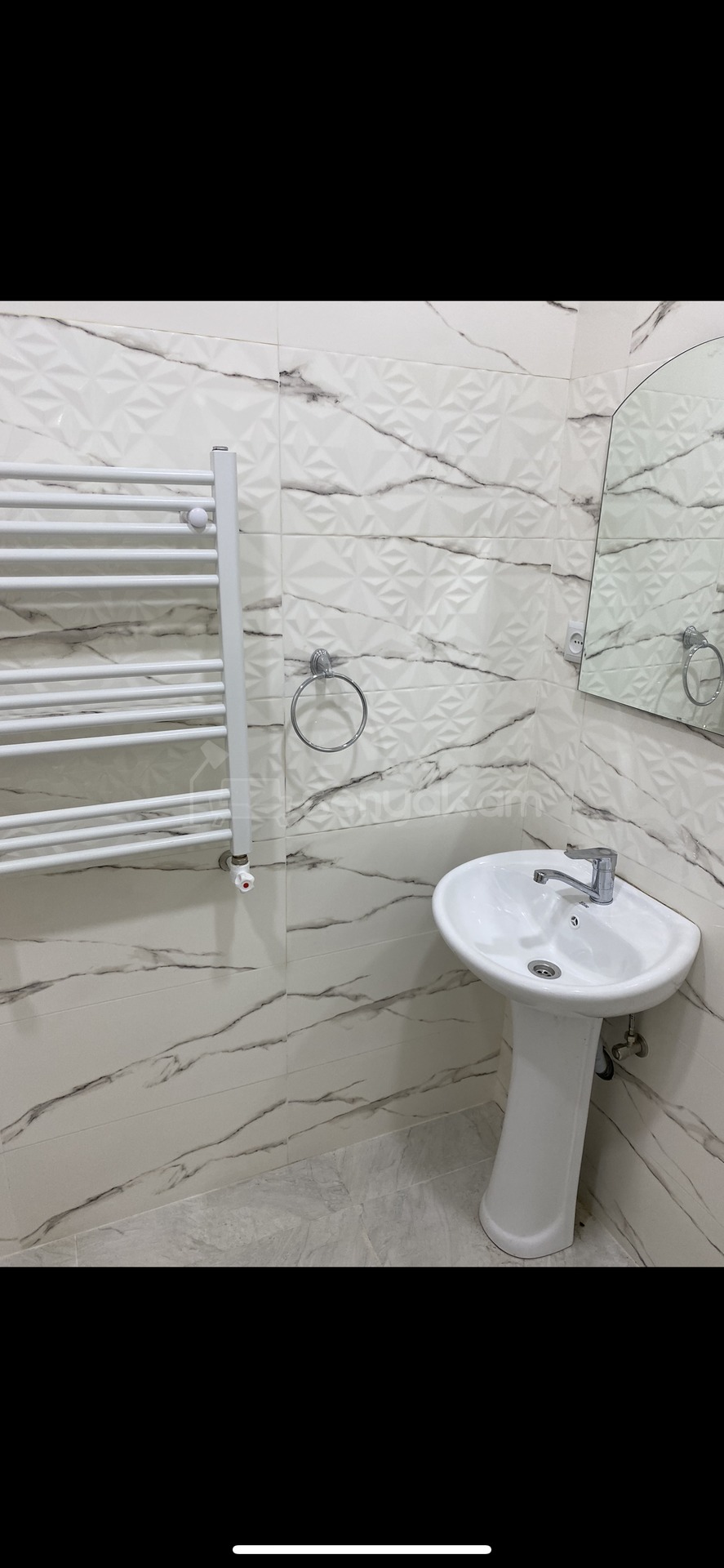 Նորակառույց Օֆիսային Տարածք, 90քմ