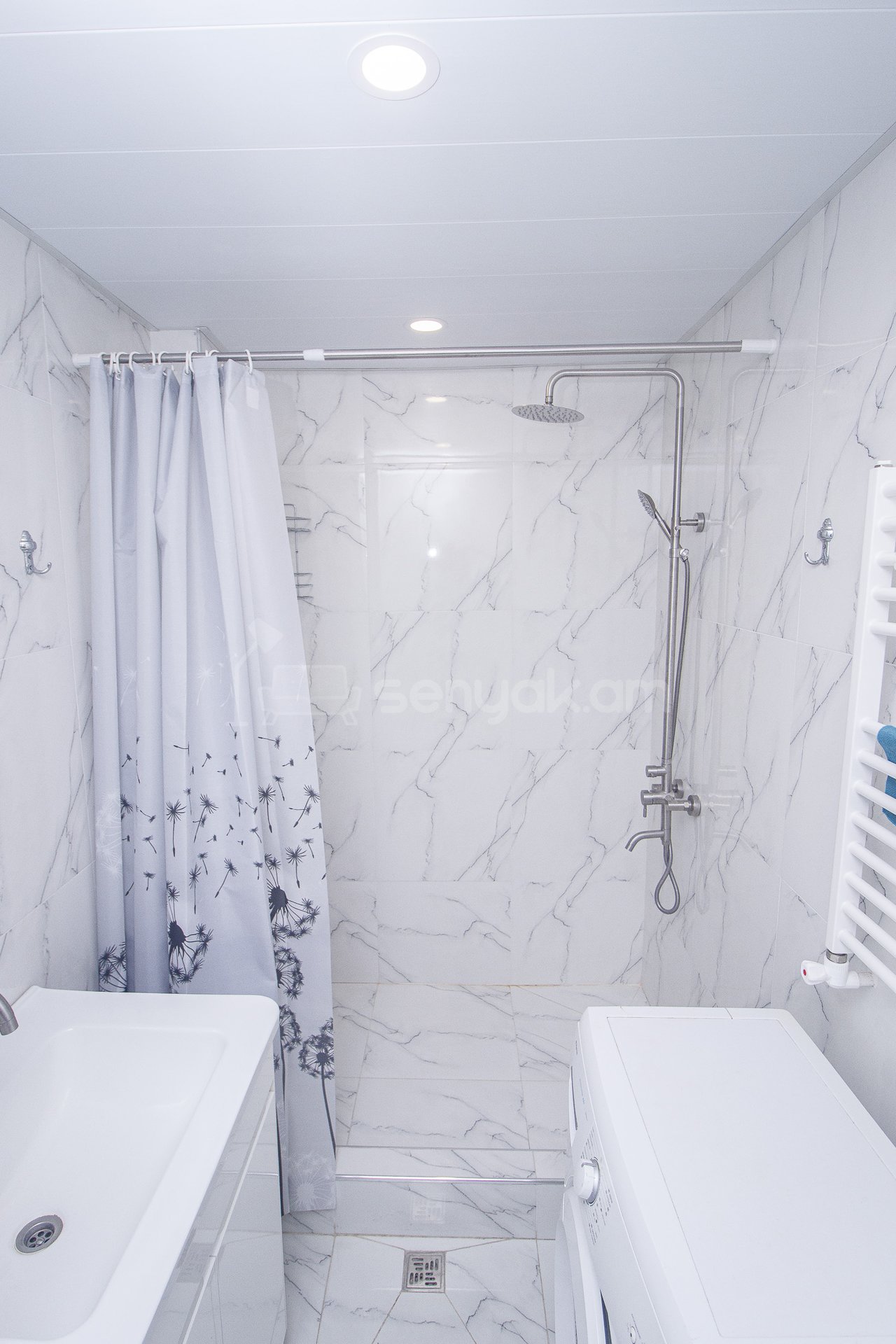 2 Սենյականոց Բնակարան Քարե Շենքում, 70քմ, 8/10 հարկ, Կապիտալ Վերանորոգված