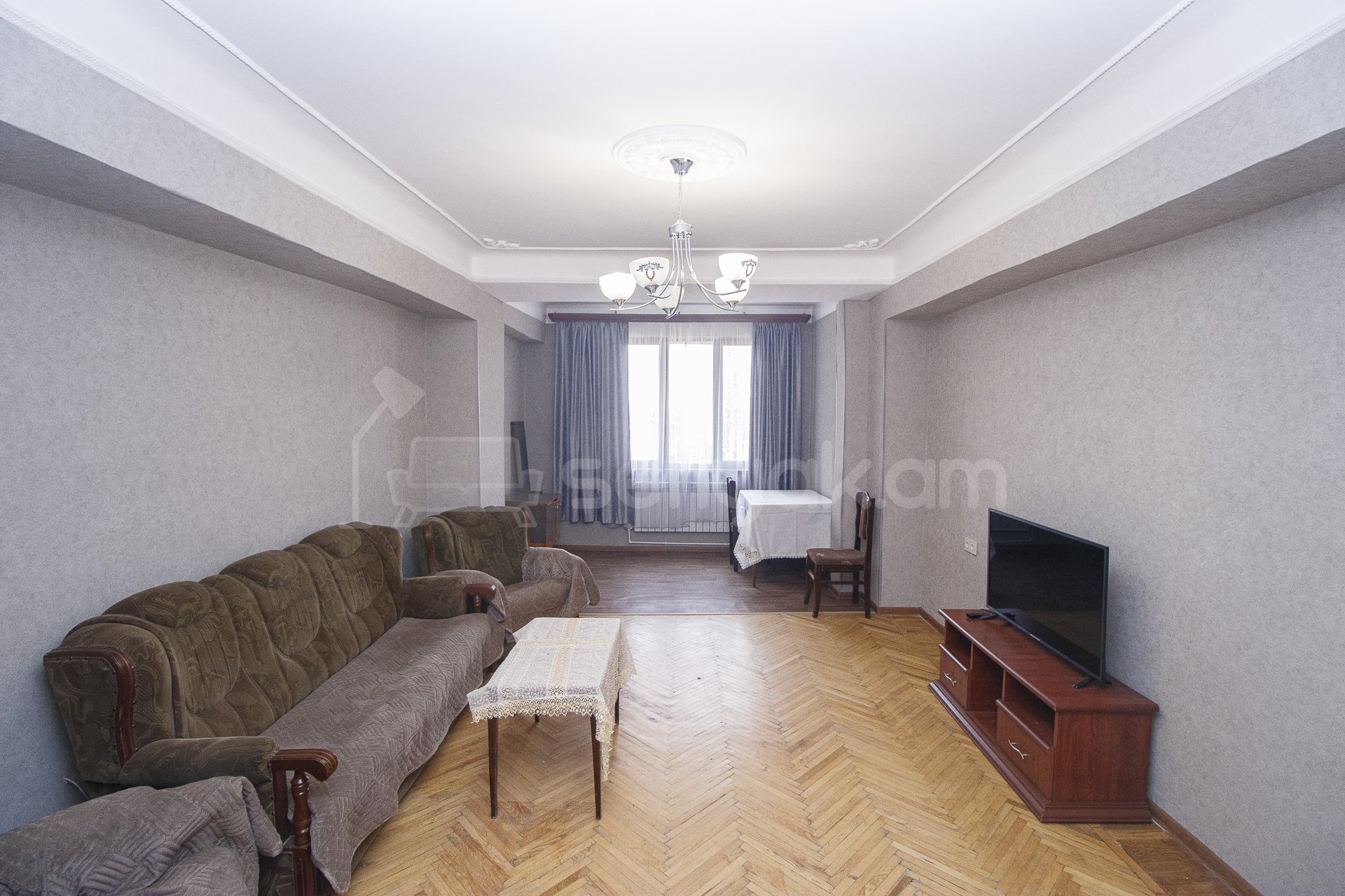 2 Սենյականոց Բնակարան Քարե Շենքում, 70քմ, 8/10 հարկ, Կապիտալ Վերանորոգված