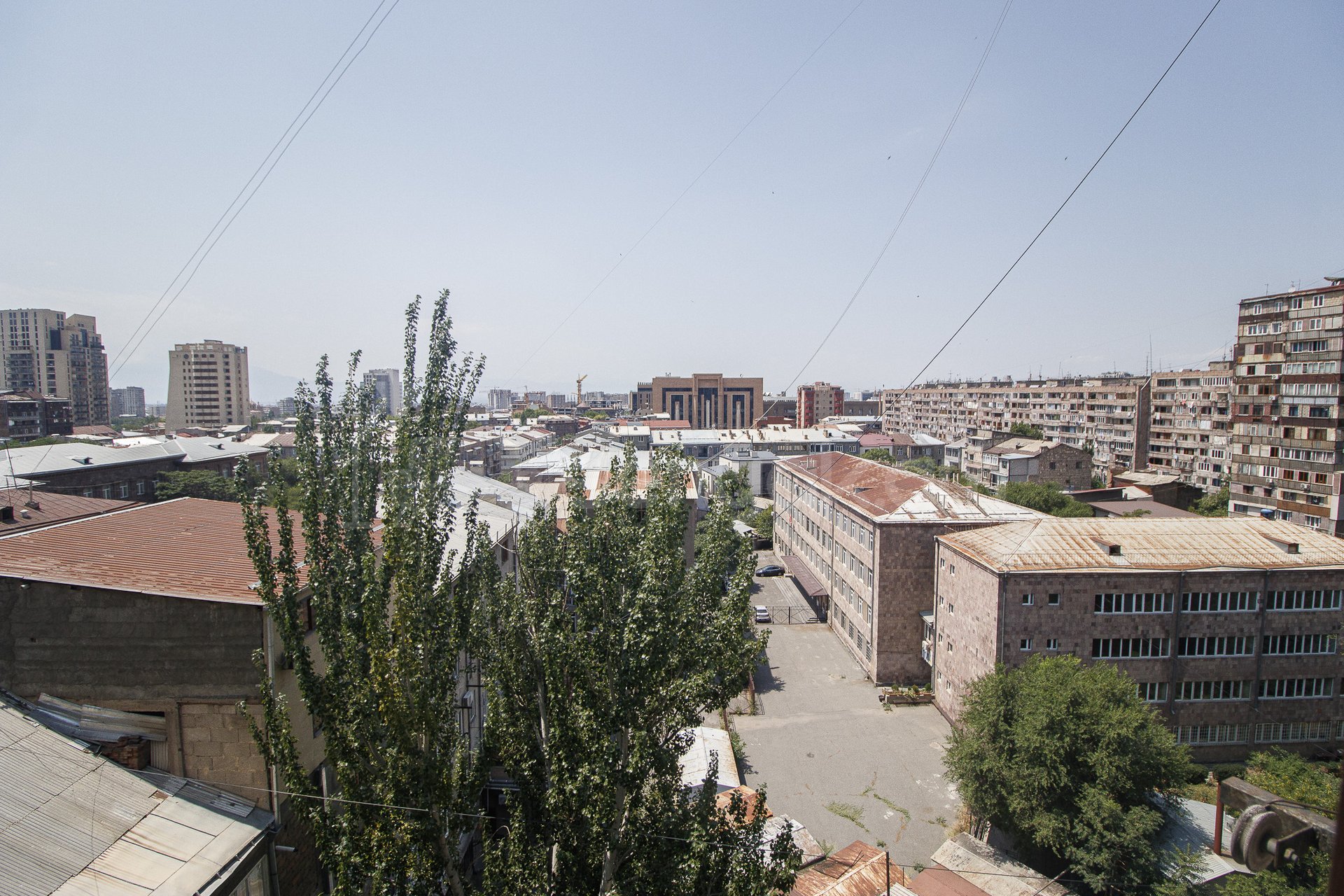 2 Սենյականոց Բնակարան Քարե Շենքում, 70քմ, 8/10 հարկ, Կապիտալ Վերանորոգված