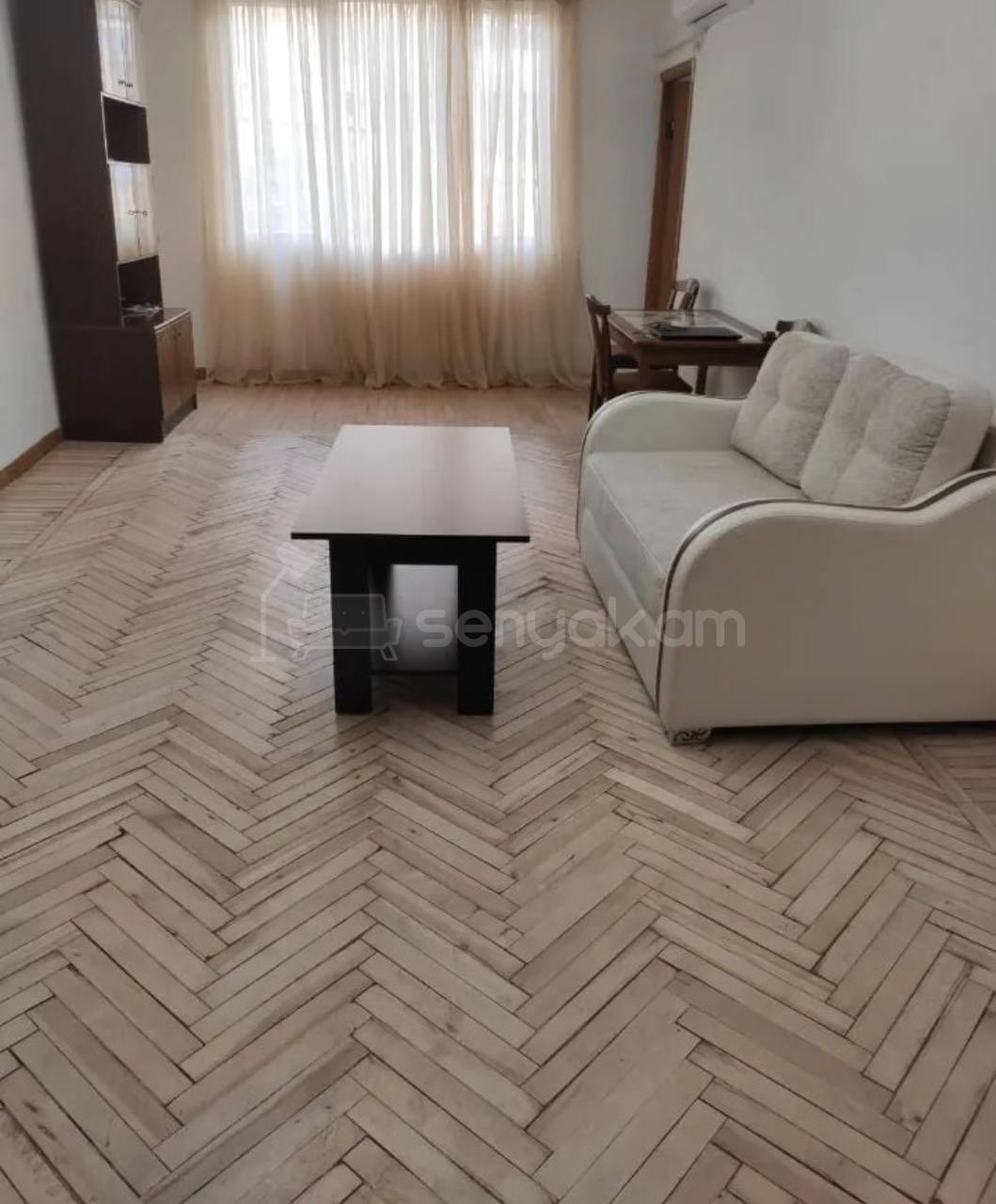 2 Սենյականոց Բնակարան Քարե Շենքում, 50քմ, 3/7 հարկ, Կոսմետիկ Վերանորոգված, Կահավորված