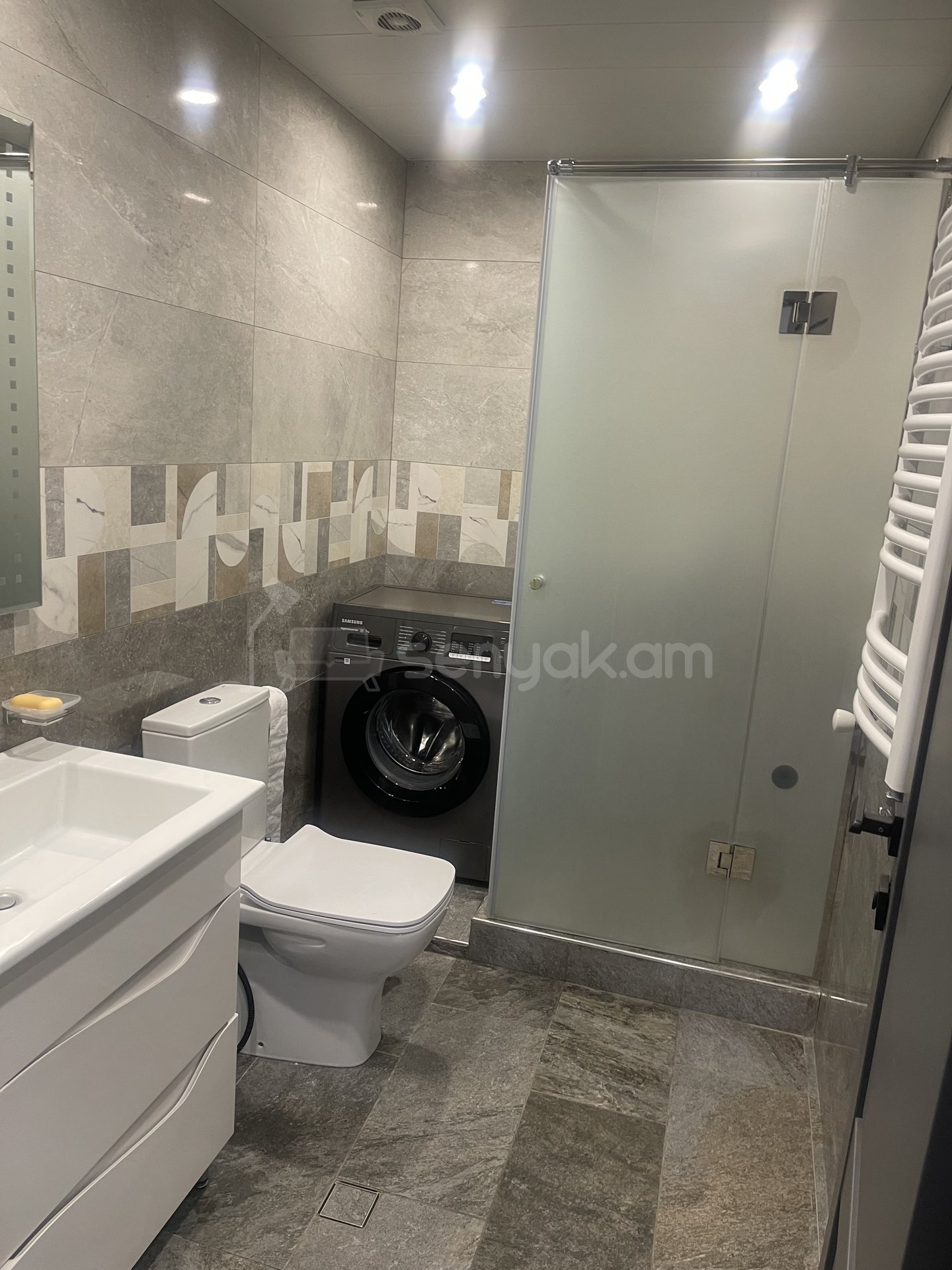 2 Սենյականոց Բնակարան Նորակառույցում, 47քմ, 8/16 հարկ, Կապիտալ Վերանորոգված