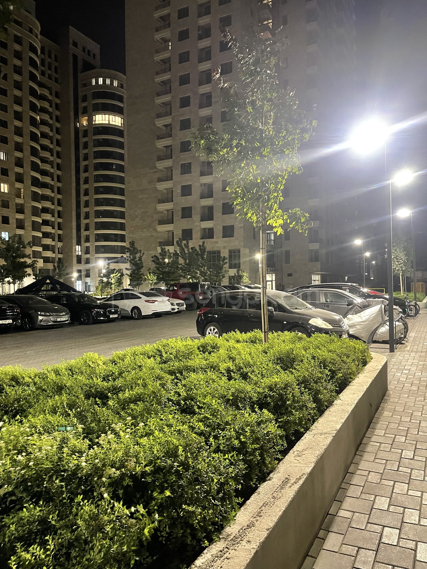 2 Սենյականոց Բնակարան Նորակառույցում, 47քմ, 8/16 հարկ, Կապիտալ Վերանորոգված