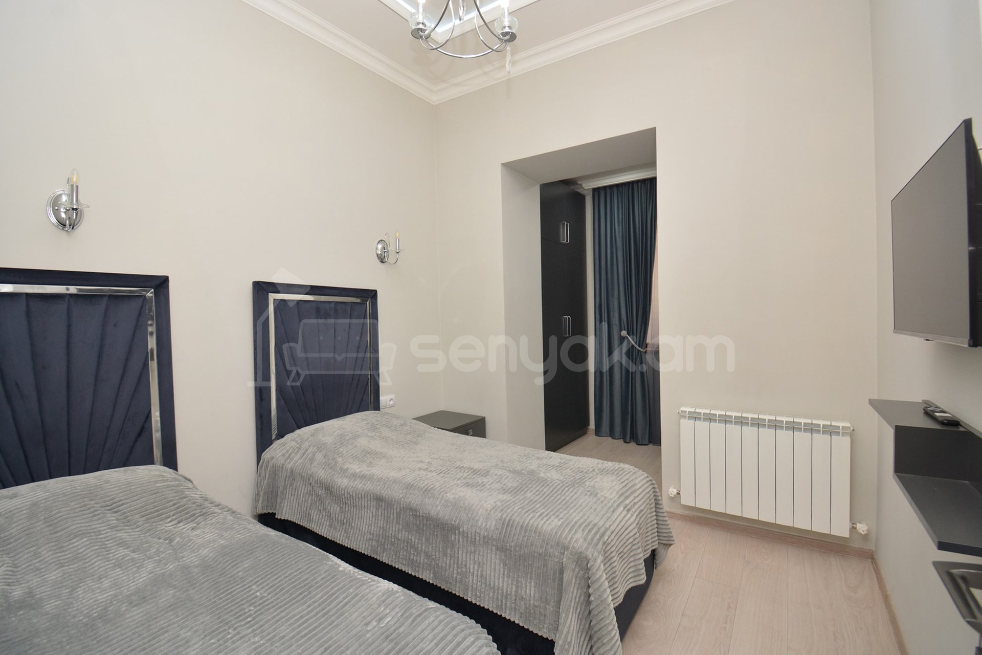 3 Սենյականոց Բնակարան Քարե Շենքում, 90քմ, 3/5 հարկ, Դիզայներական Վերանորոգված, Կահավորված, Արևկող