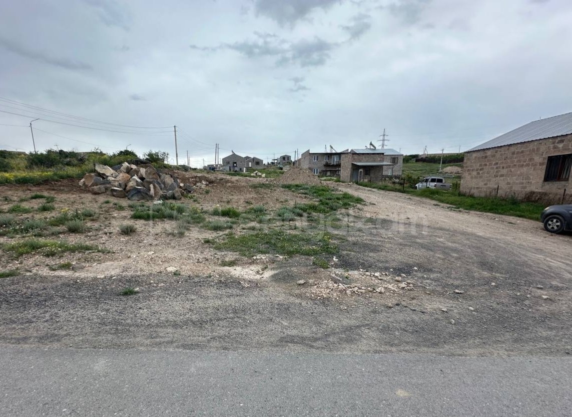 Բնակելի Նշանակության Հողատարածք, 1025քմ, Խմելու Ջրով, Էլեկտրականությամբ