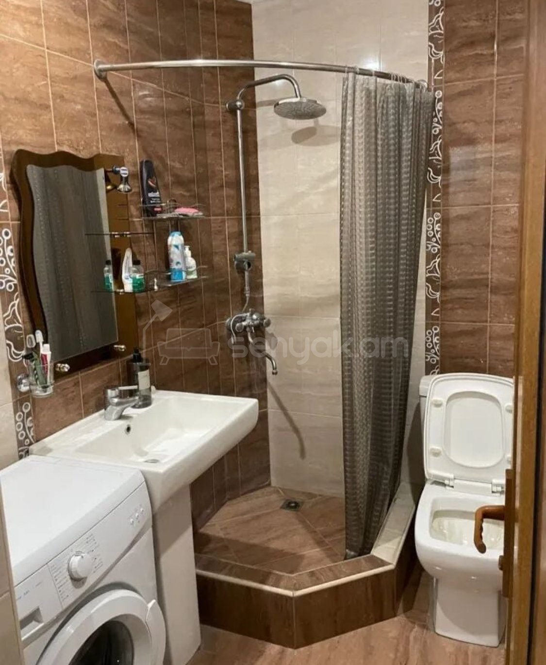 2 Սենյականոց Բնակարան Քարե Շենքում, 55քմ, 3/5 հարկ, Կապիտալ Վերանորոգված, Կահավորված