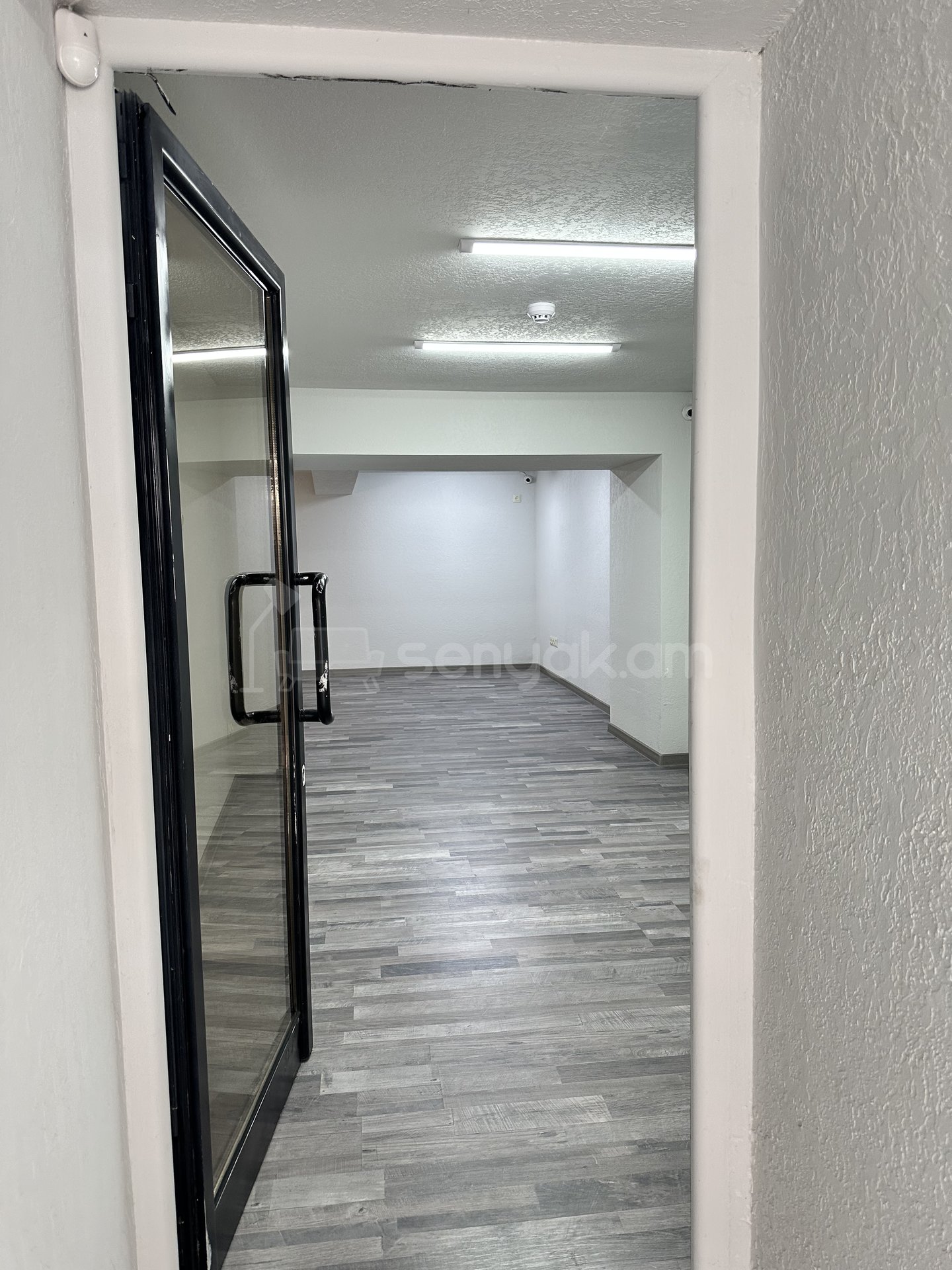 Օֆիսային Տարածք, 180քմ, Կապիտալ Վերանորոգված