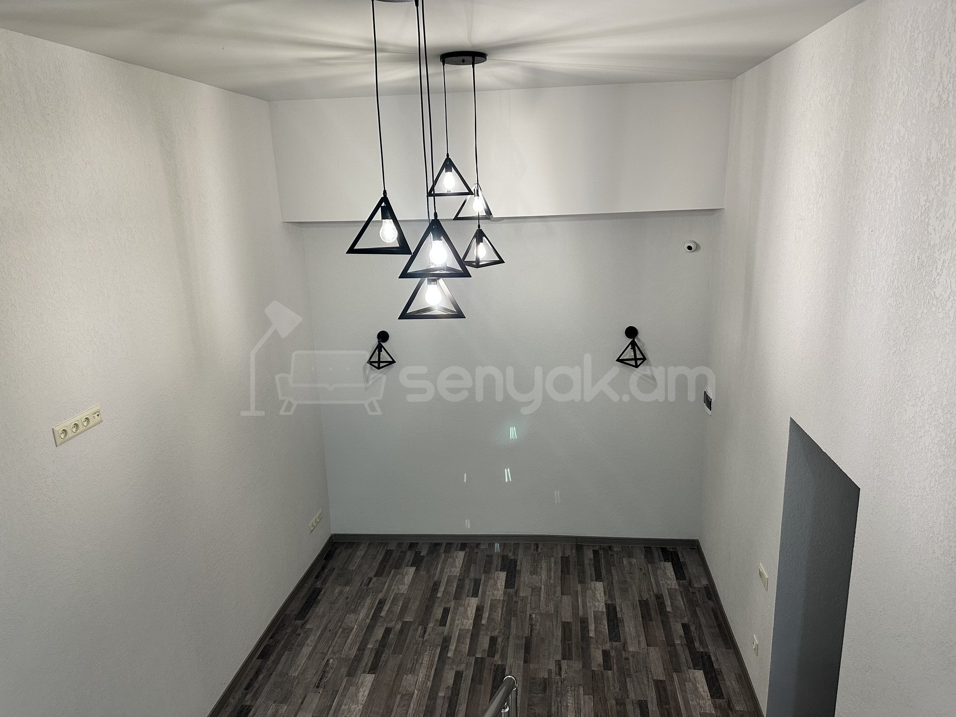 Օֆիսային Տարածք, 180քմ, Կապիտալ Վերանորոգված