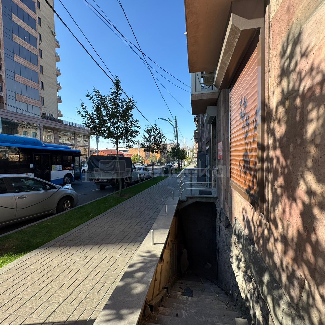 Կոմերցիոն Տարածք, 254քմ, Կապիտալ Վերանորոգված