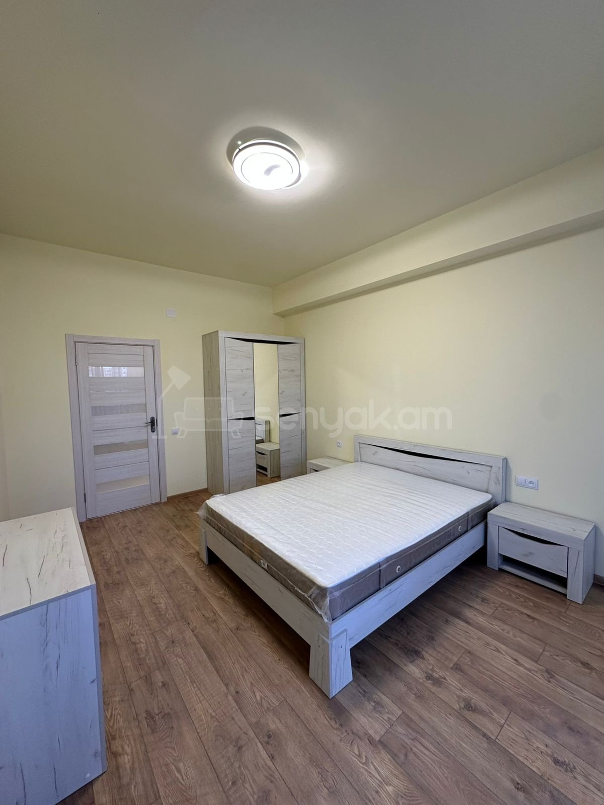 2 Սենյականոց Բնակարան, 65քմ, 4/12 հարկ, Դիզայներական Վերանորոգված, Կահավորված