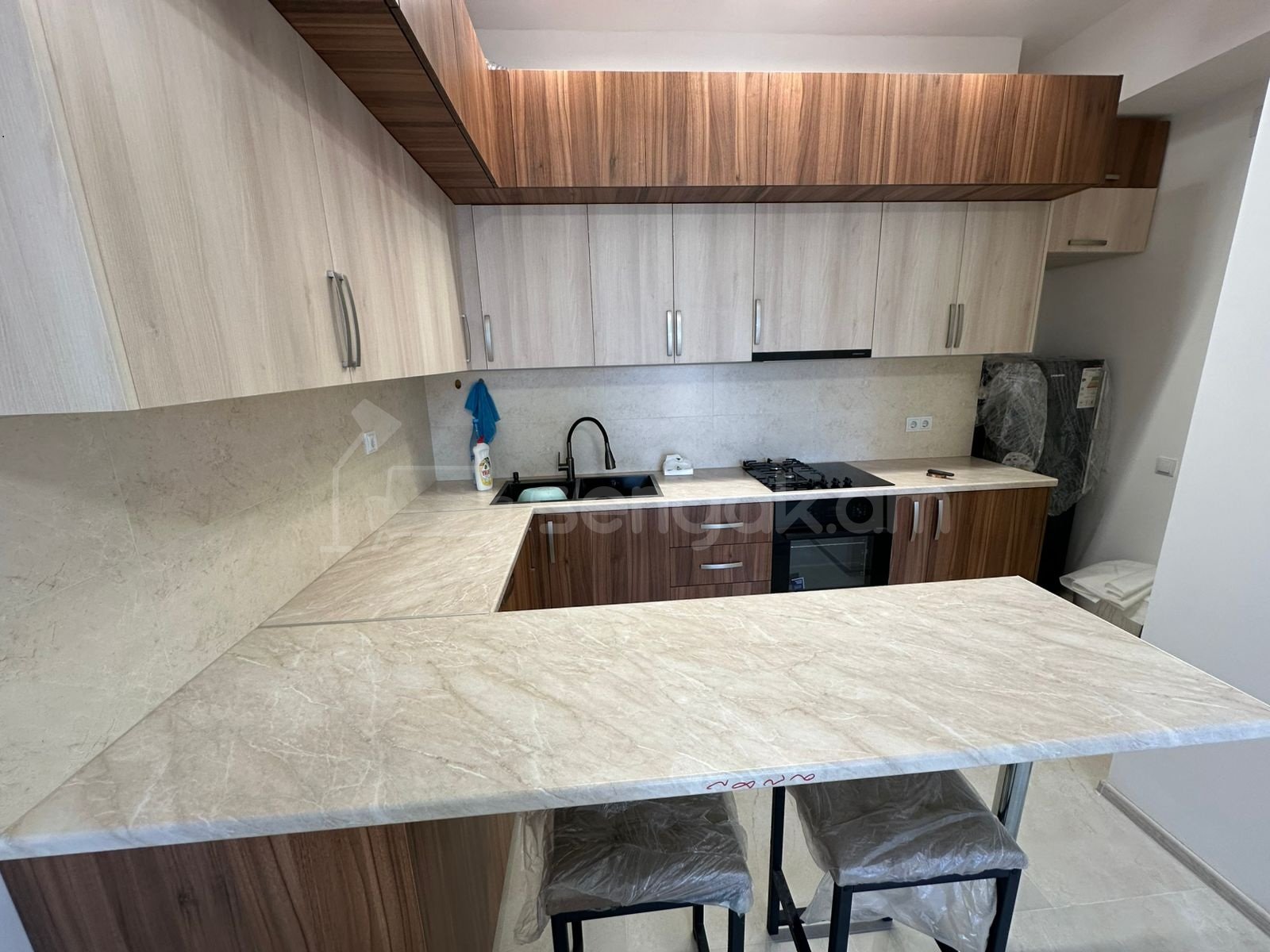 2 Սենյականոց Բնակարան, 65քմ, 4/12 հարկ, Դիզայներական Վերանորոգված, Կահավորված