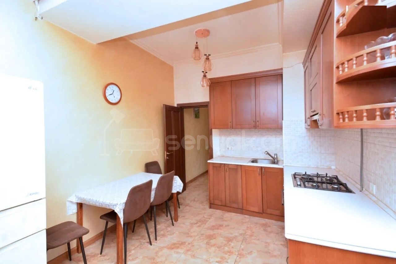 3 Սենյականոց Բնակարան, 105քմ, 4/16 հարկ, Կապիտալ Վերանորոգված