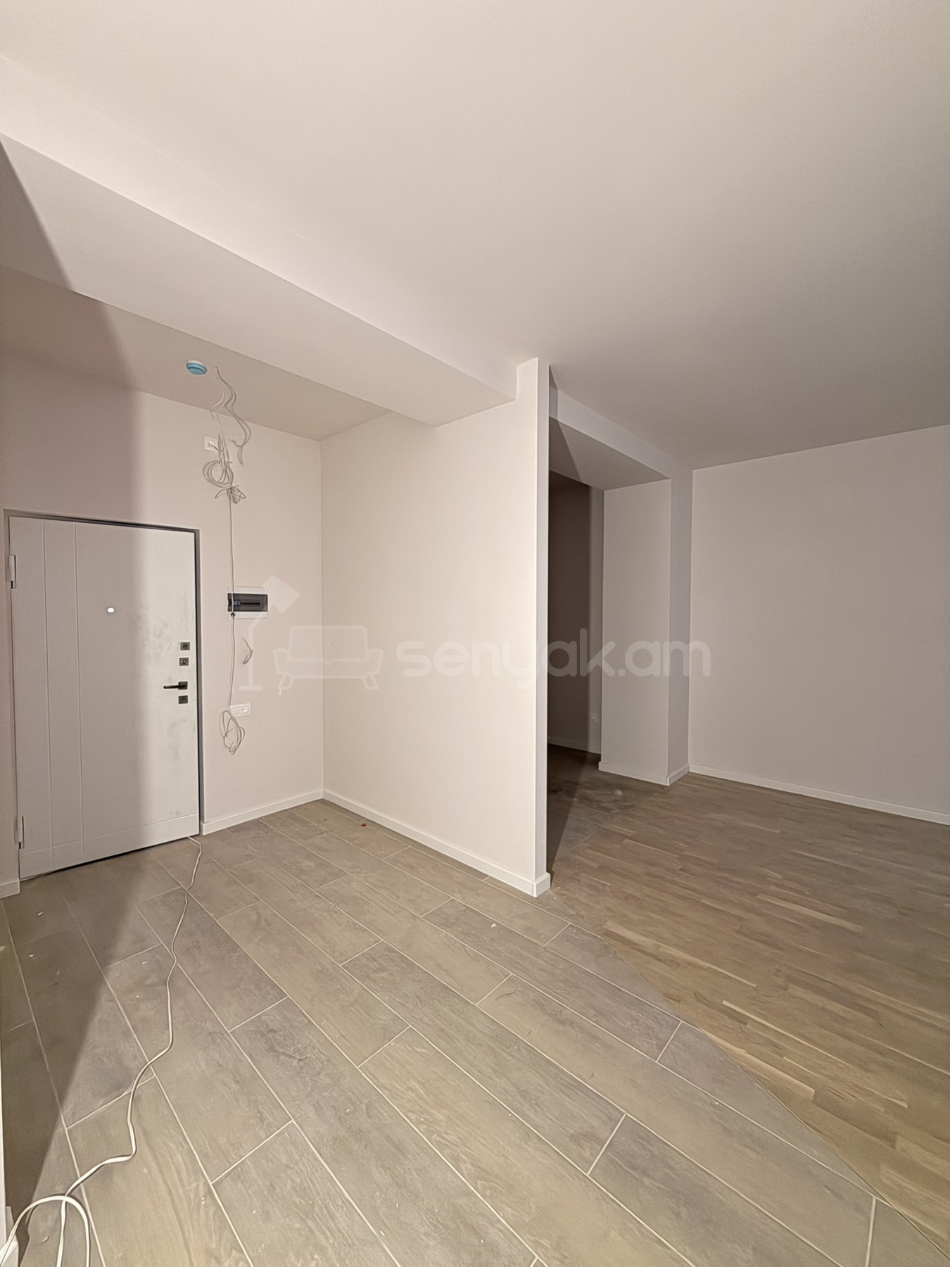 3 Սենյականոց Բնակարան Նորակառույցում, 97քմ, 3/16 հարկ, Կապիտալ Վերանորոգված