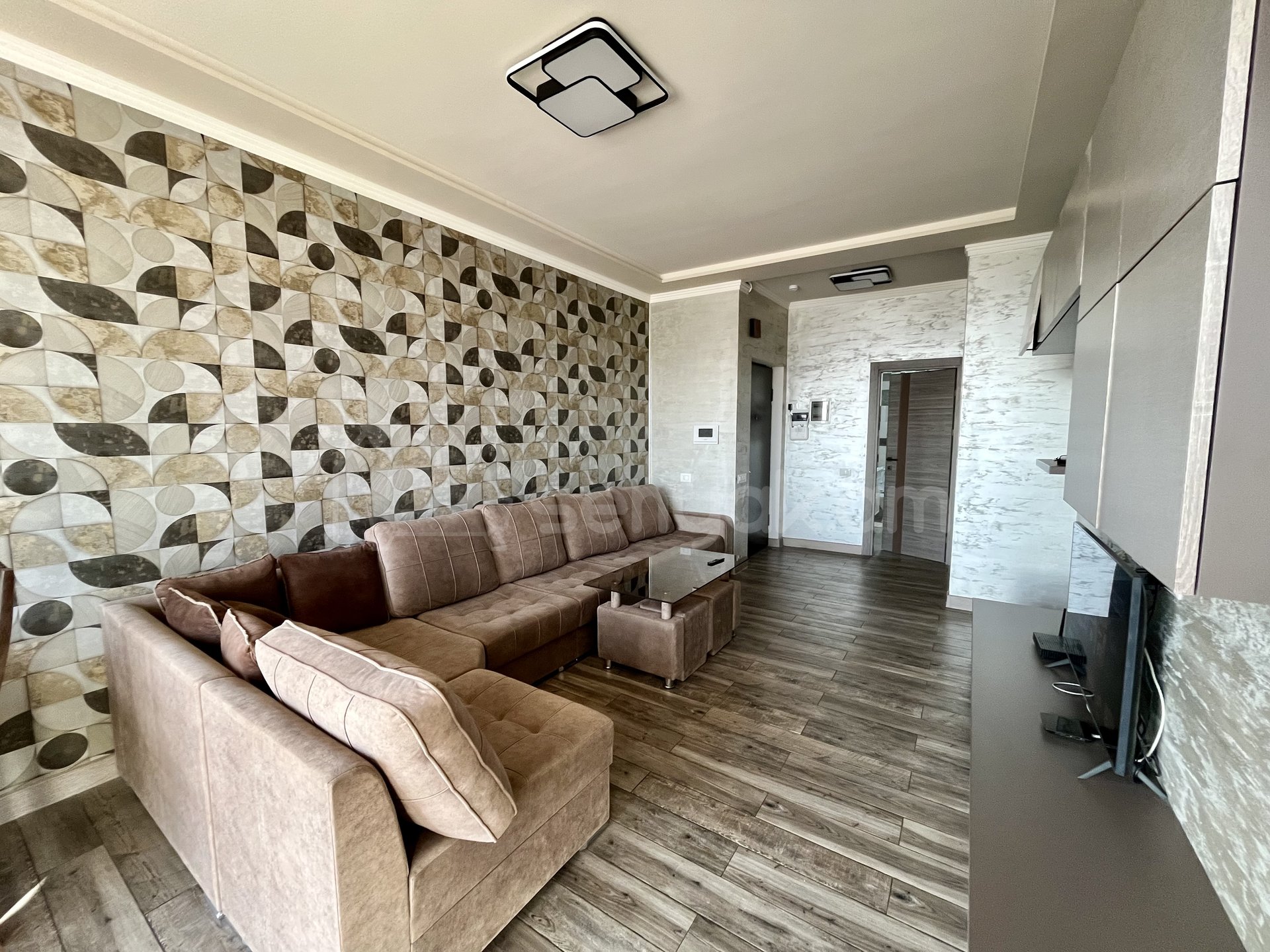 3 Սենյականոց Բնակարան Նորակառույցում, 80քմ, 6/15 հարկ, Կապիտալ Վերանորոգված