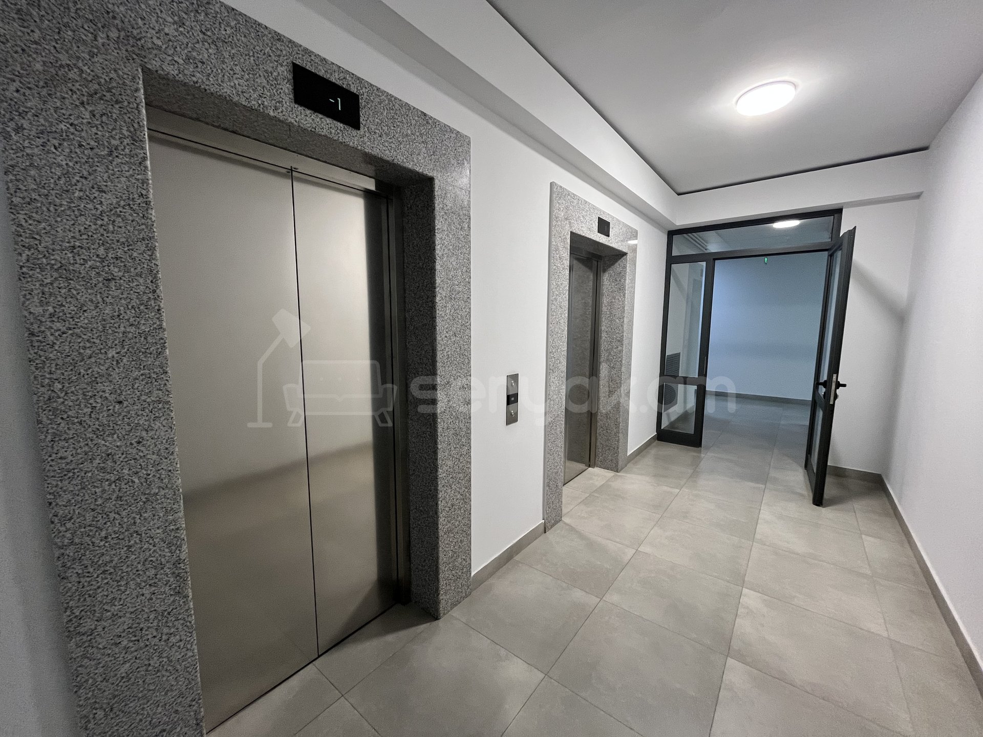 3 Սենյականոց Բնակարան Նորակառույցում, 80քմ, 6/15 հարկ, Կապիտալ Վերանորոգված