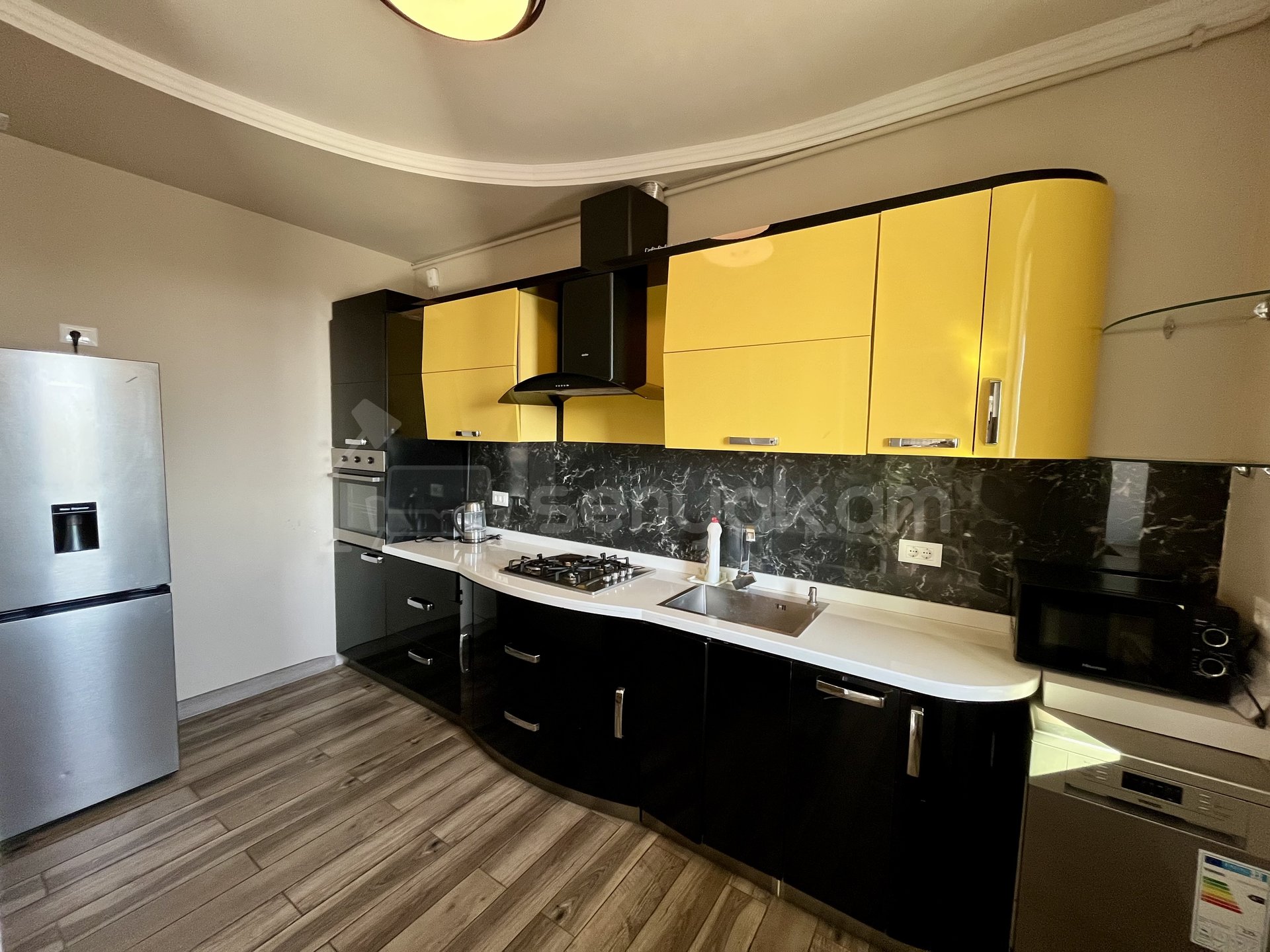 3 Սենյականոց Բնակարան Նորակառույցում, 80քմ, 6/15 հարկ, Կապիտալ Վերանորոգված