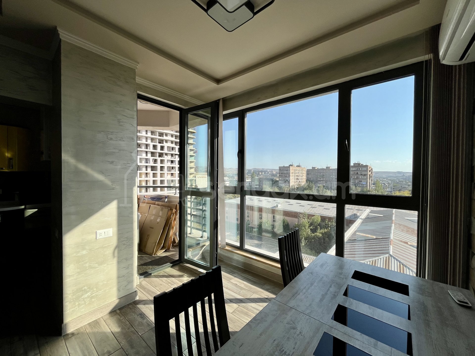 3 Սենյականոց Բնակարան Նորակառույցում, 80քմ, 6/15 հարկ, Կապիտալ Վերանորոգված