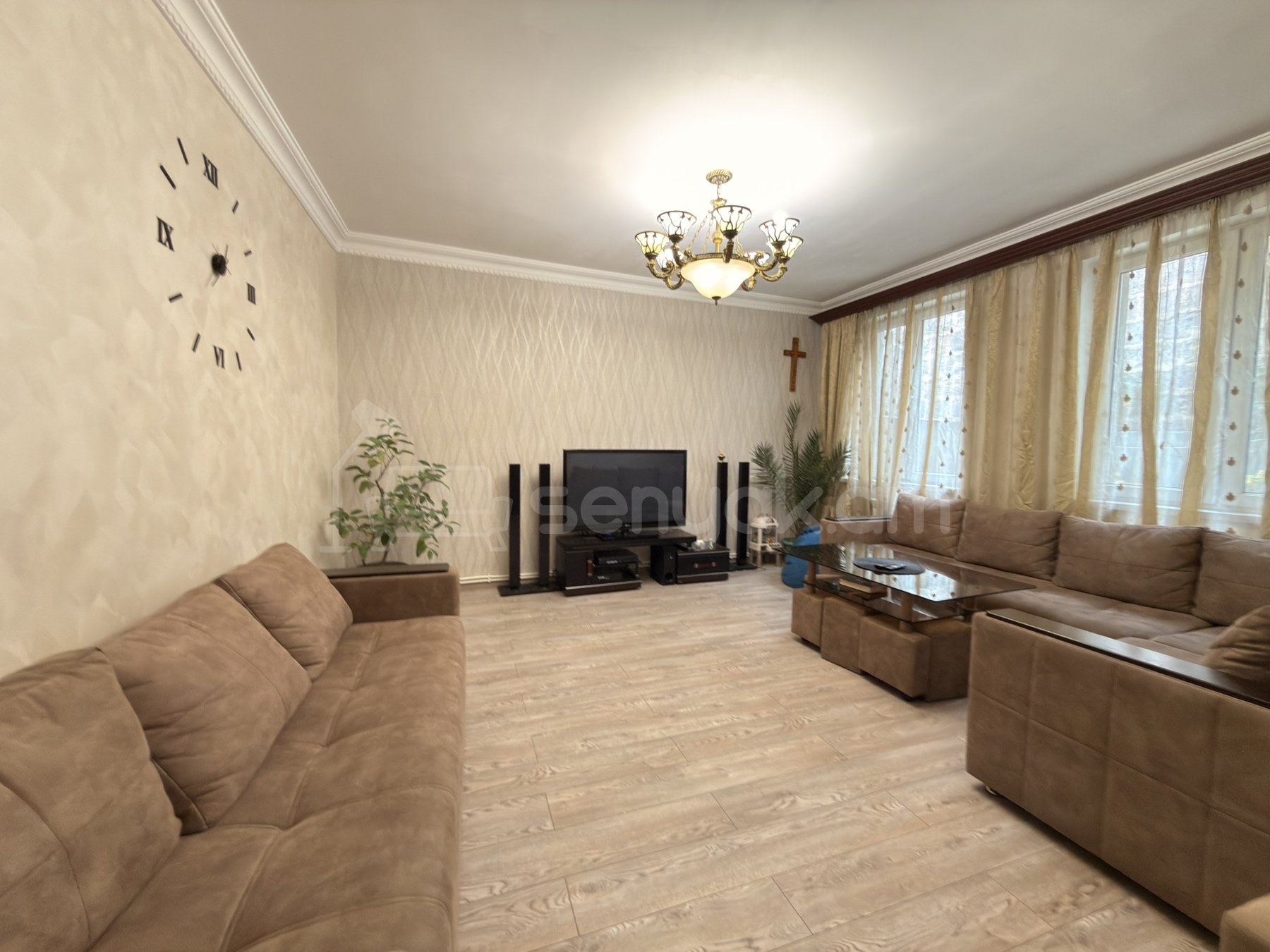 4 Սենյականոց Սեփական Տուն, 151քմ, Կապիտալ Վերանորոգված, Ավտոտնակով