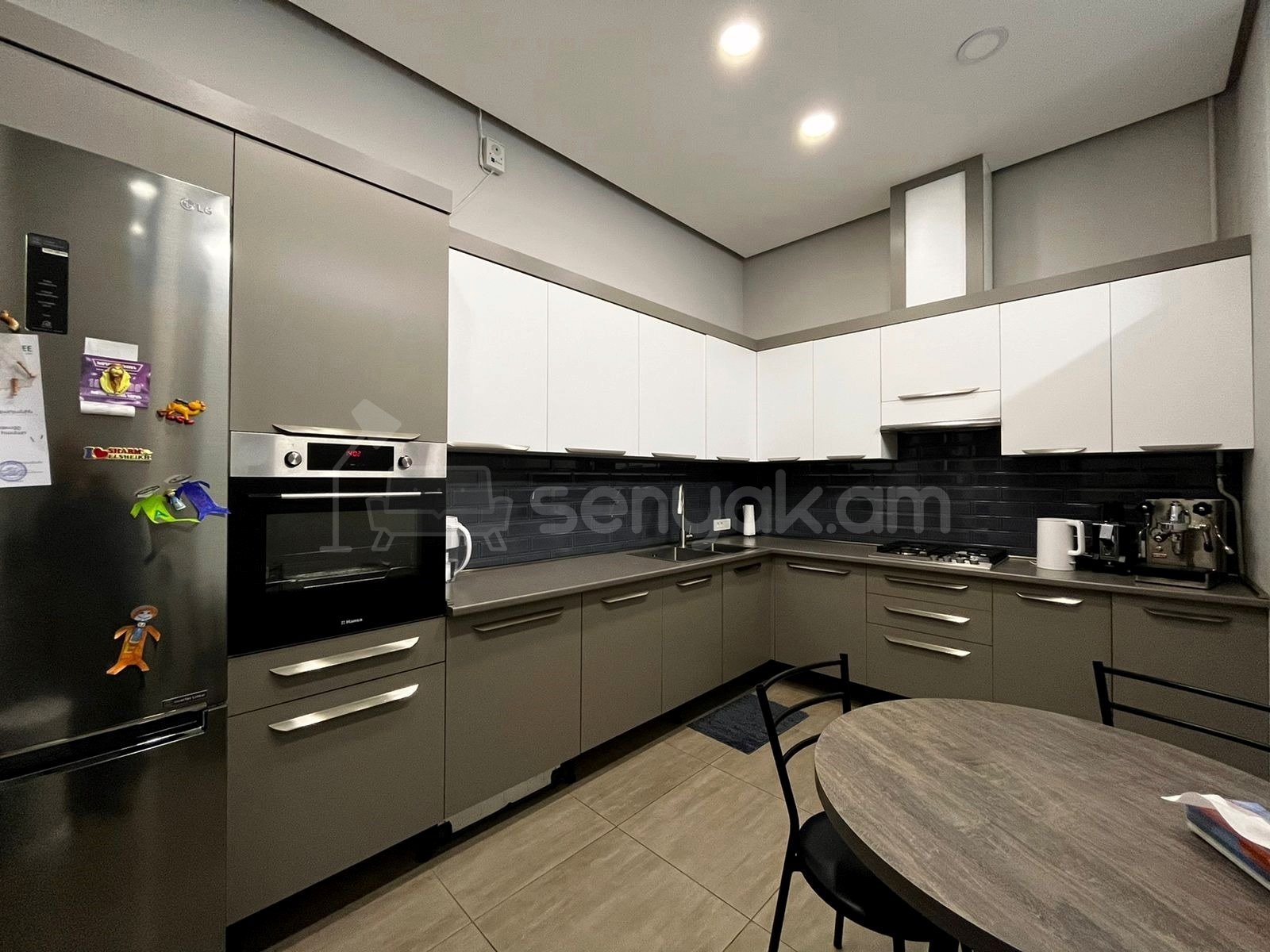 4 Սենյականոց Բնակարան Նորակառույցում, 129քմ, 5/5 հարկ, Կապիտալ Վերանորոգված