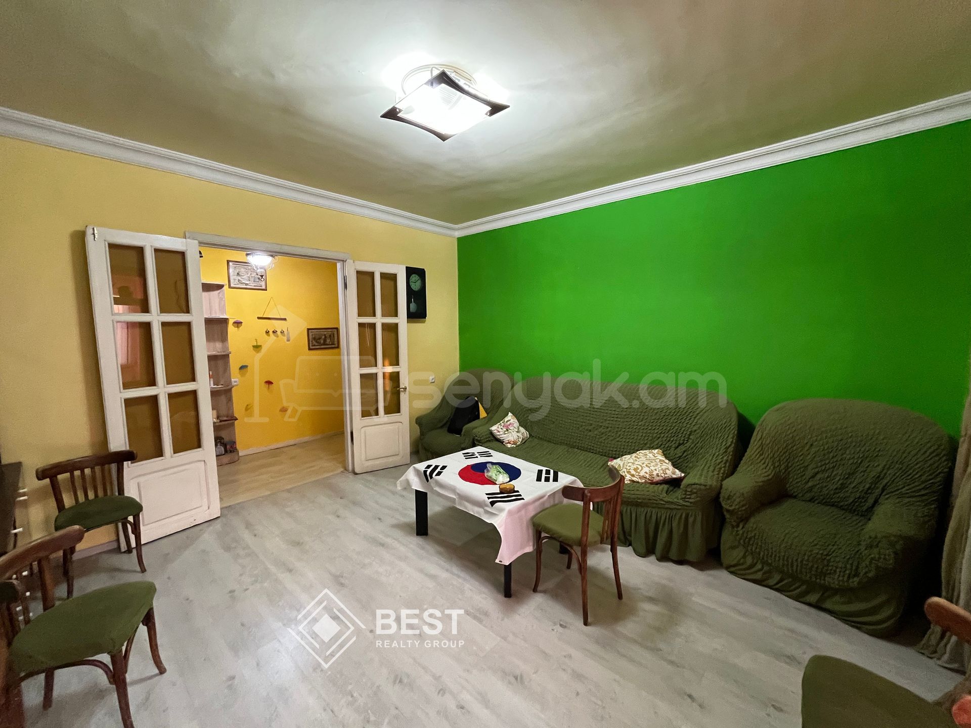 3 Սենյականոց Բնակարան Քարե Շենքում, 68քմ, 4/5 հարկ, Նորմալ Վիճակում, Կահավորված, Արևկող