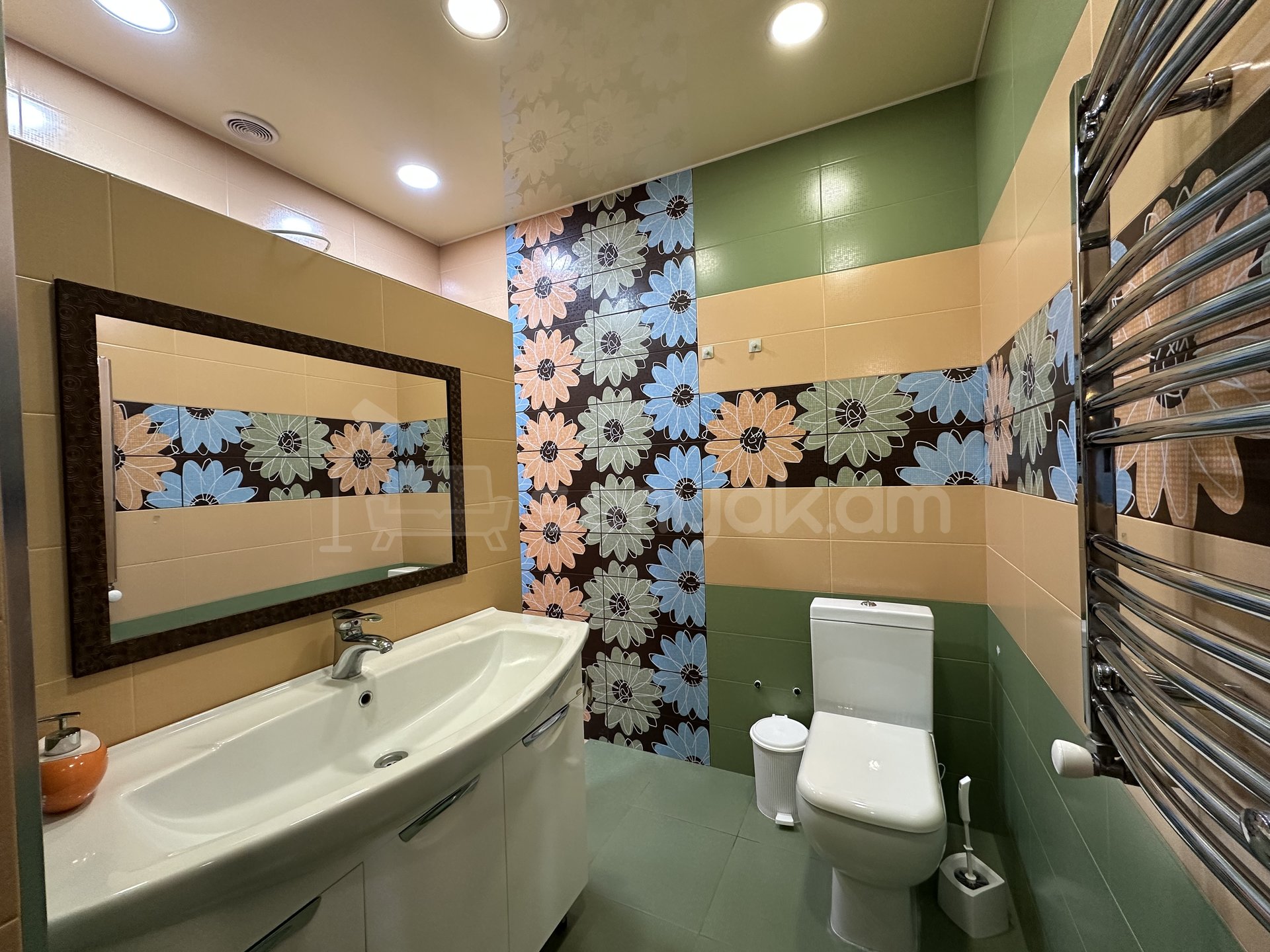 Օֆիսային Տարածք, 235քմ, Կապիտալ Վերանորոգված