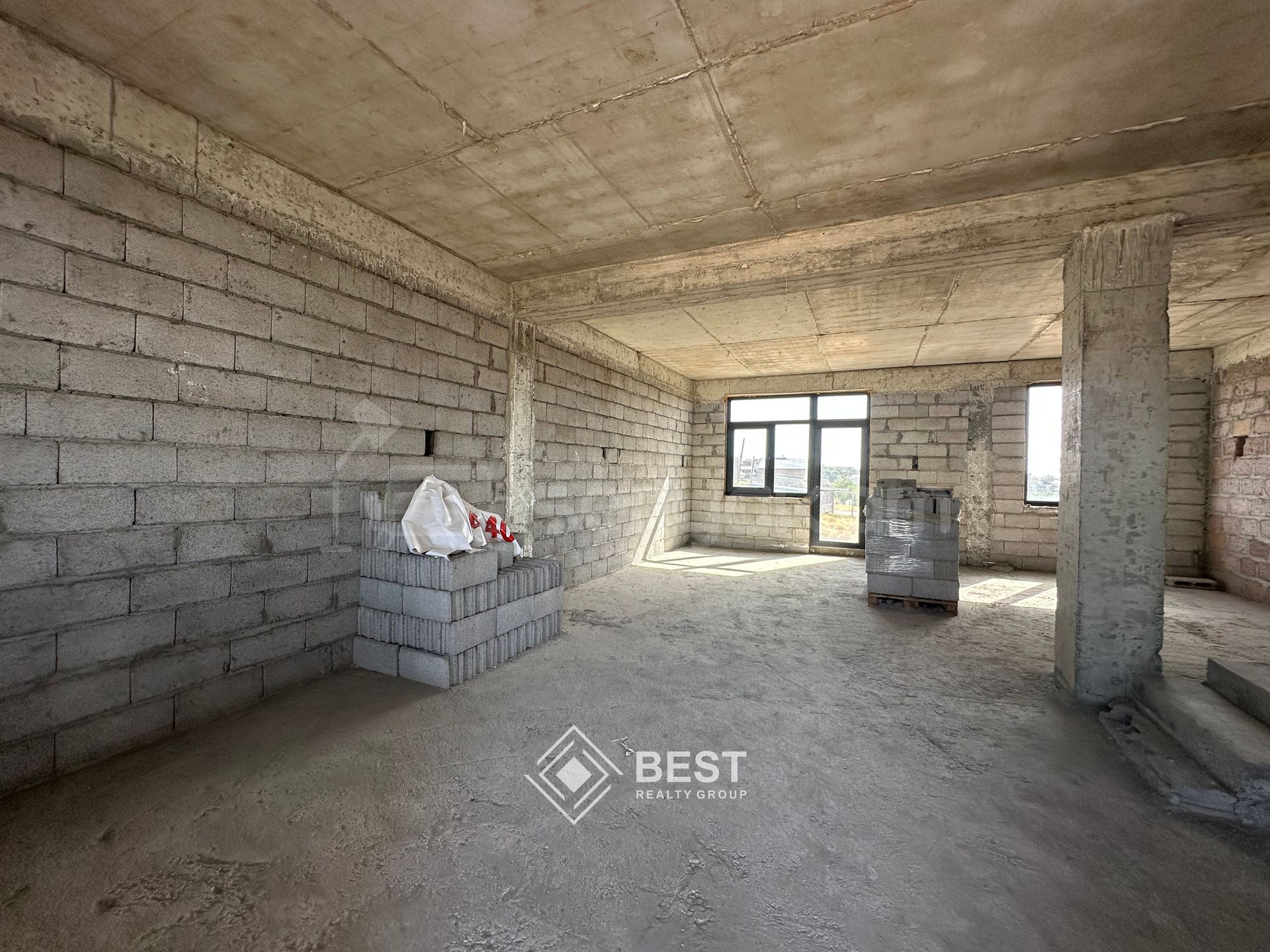 5 Սենյականոց Առանձնատուն, 220քմ